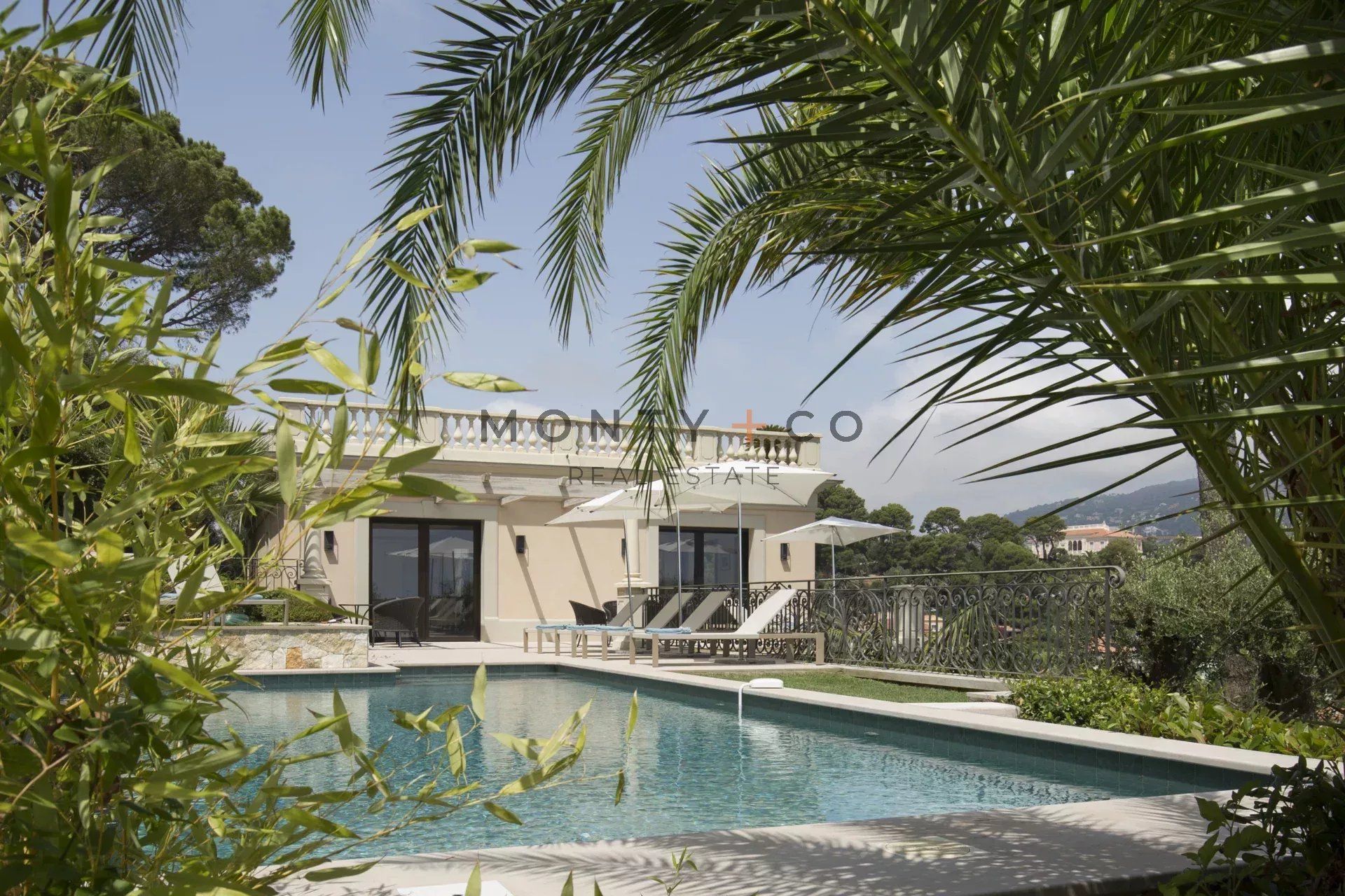 villa en location saisonnière sur Saint-Jean-Cap-Ferrat (06230)