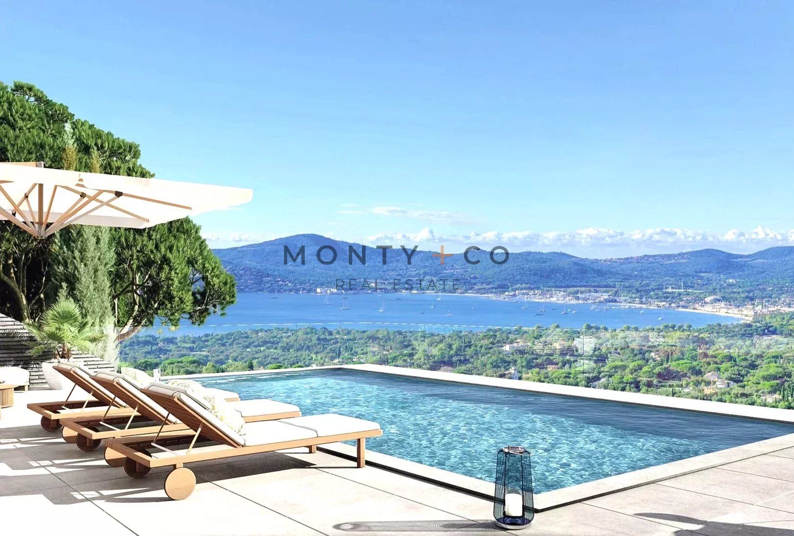 villa 6 Rooms for sale on Grimaud (83310)