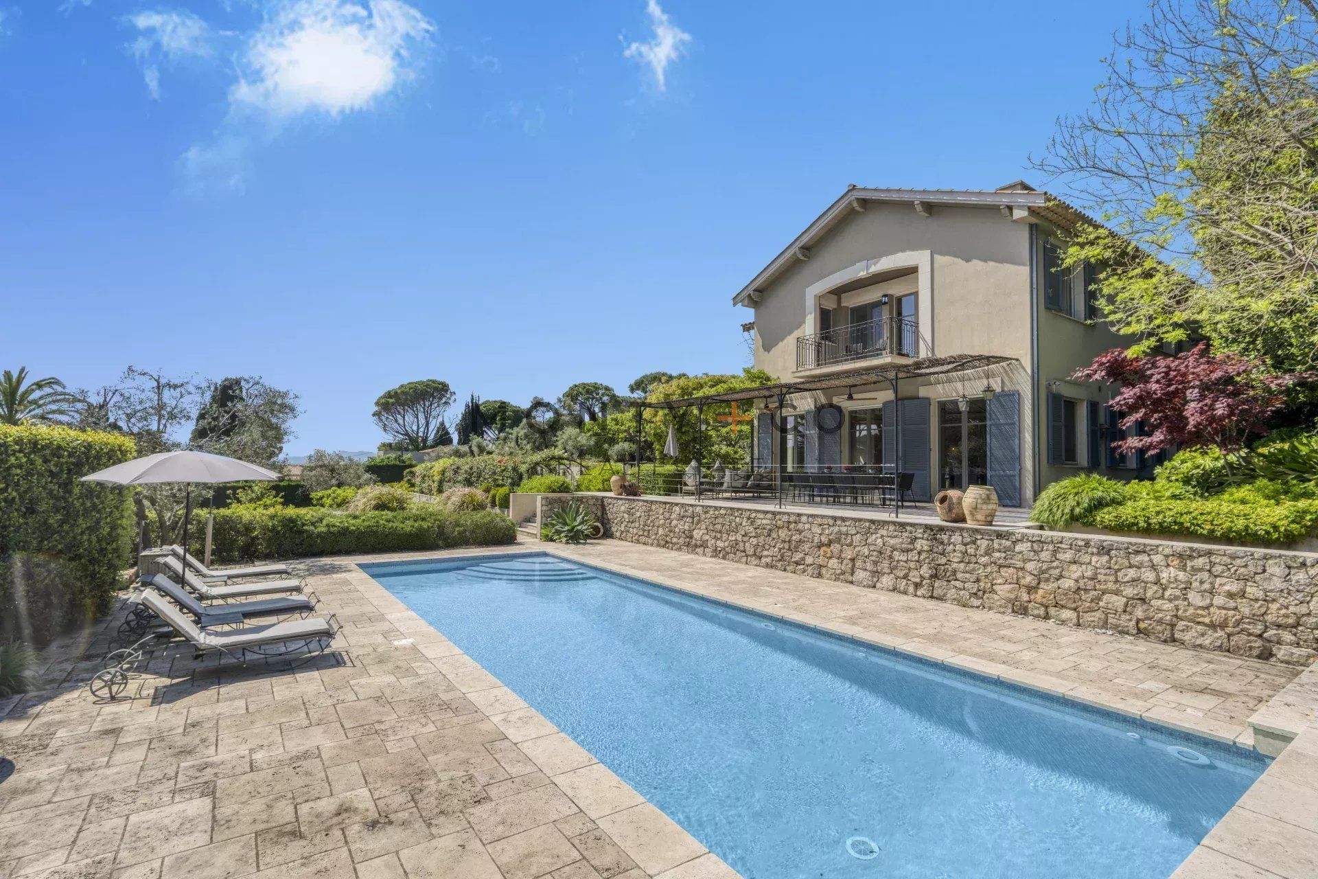villa en vente sur Antibes (06160)