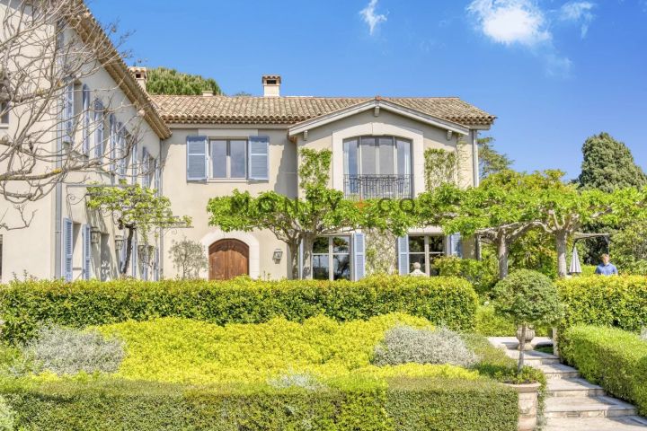 Vente Villa Antibes 600 m²