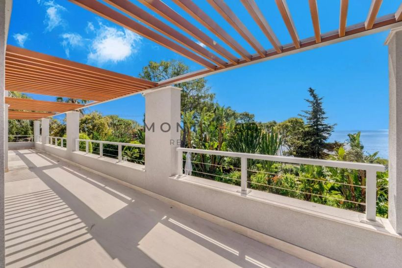 villa for sale on Saint-Jean-Cap-Ferrat (06230)