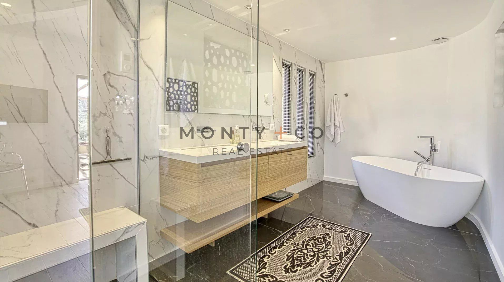 villa en vente sur Saint-Tropez (83990)