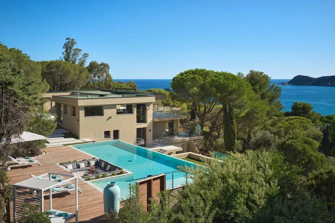 villa en location saisonnière sur Ramatuelle (83350)