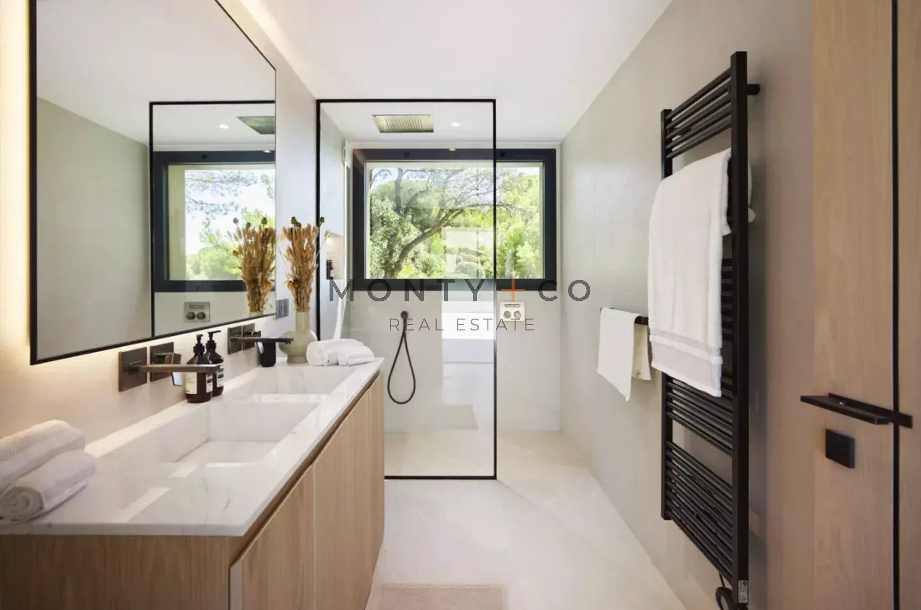 villa for seasonal rent on Ramatuelle (83350)