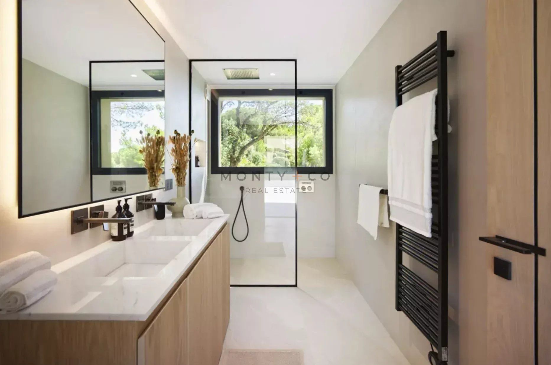 villa en location saisonnière sur Ramatuelle (83350)