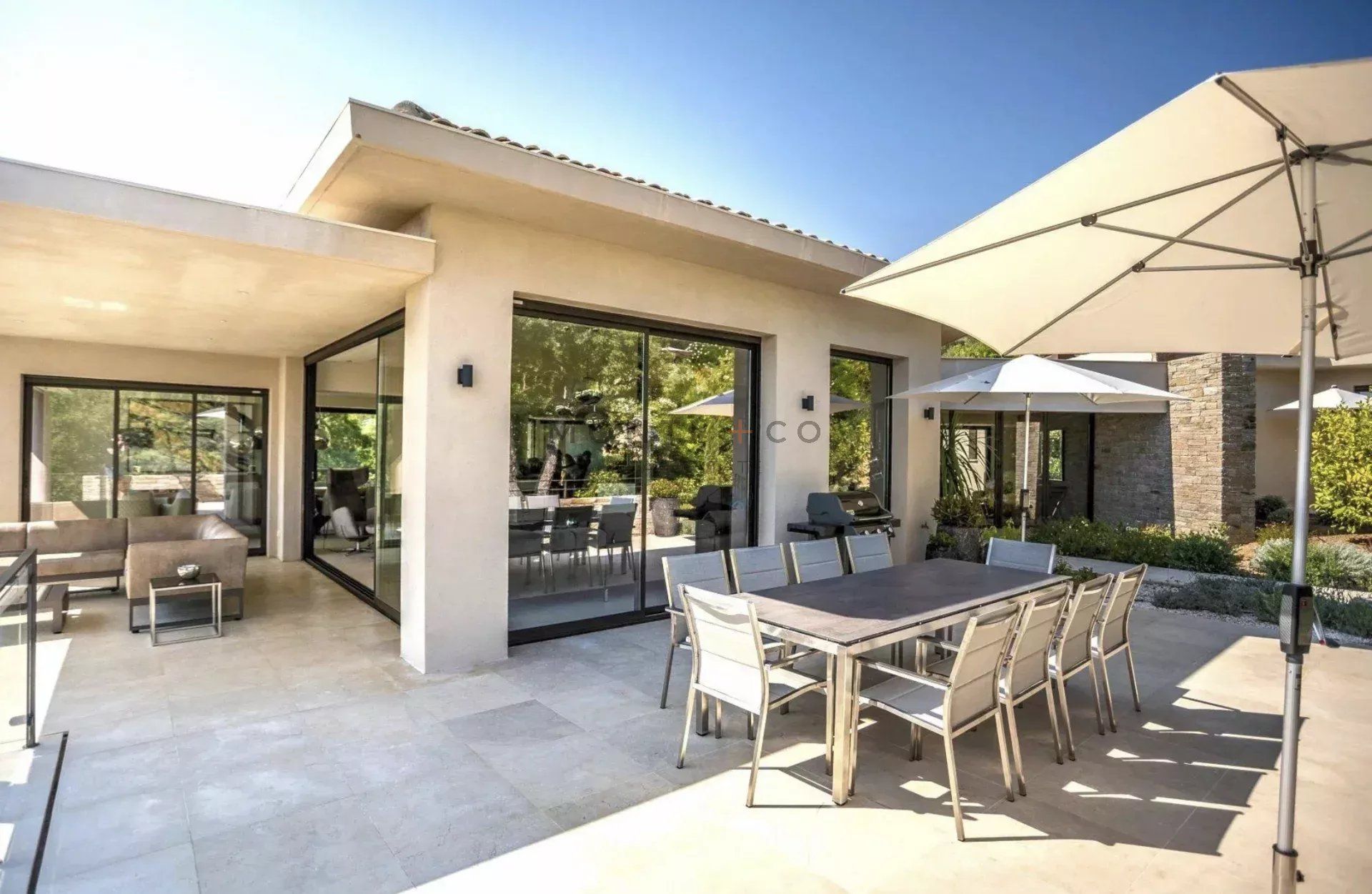 villa for sale on Grimaud (83310)