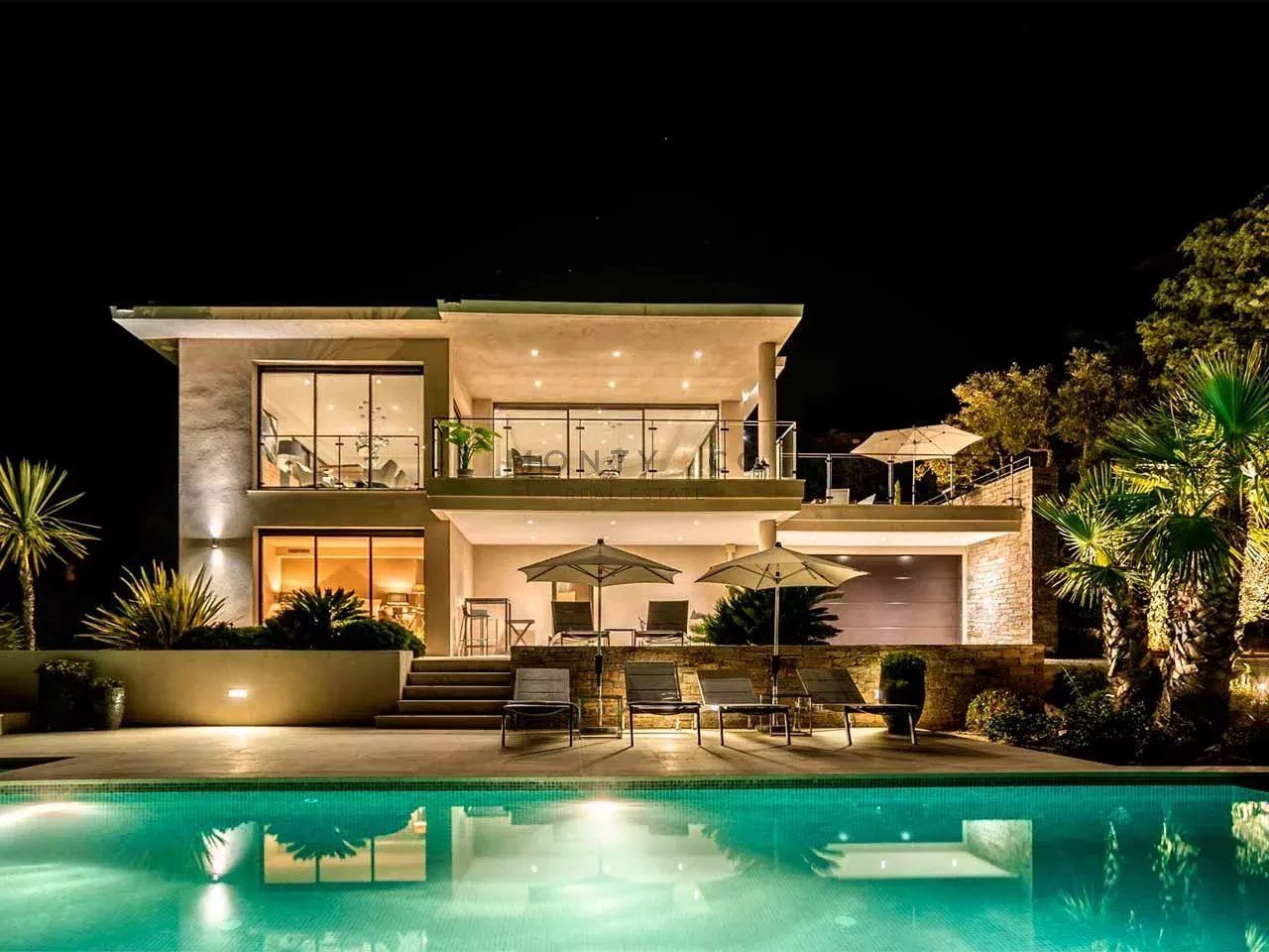villa for sale on Grimaud (83310)