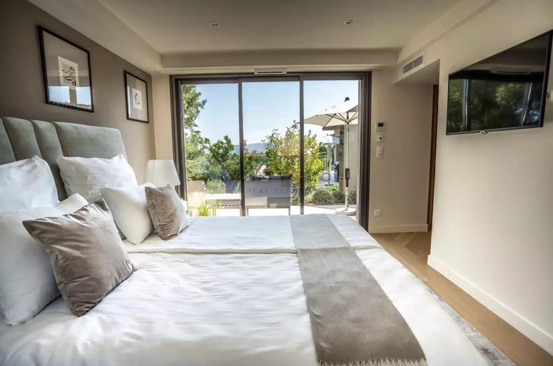 villa for sale on Grimaud (83310)