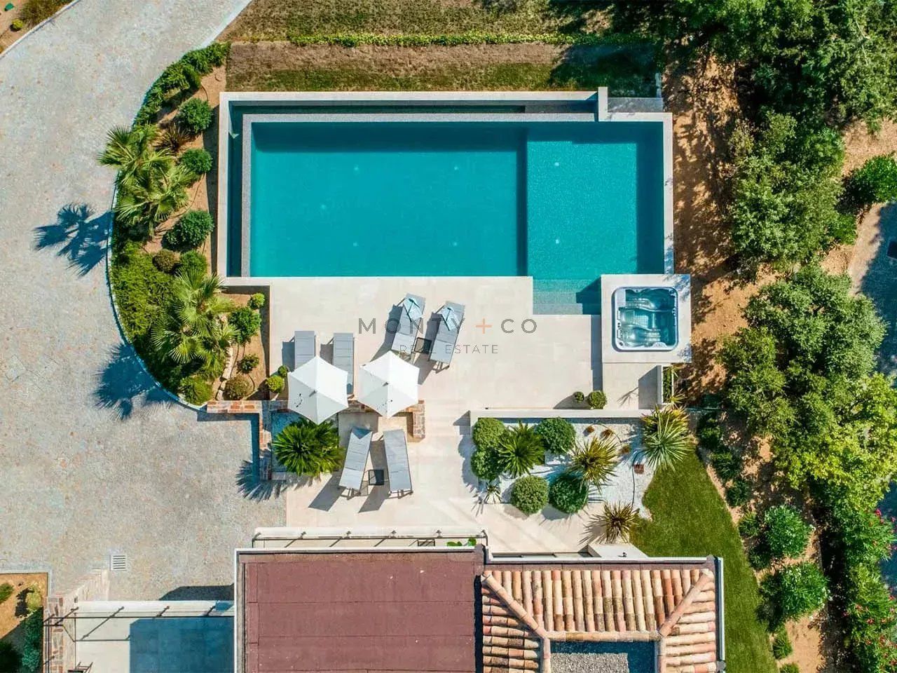 villa for sale on Grimaud (83310)