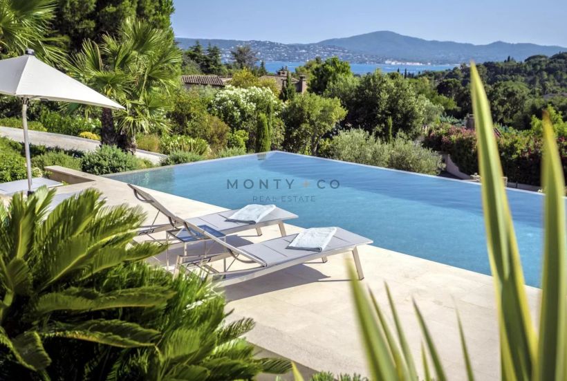 villa for sale on Grimaud (83310)