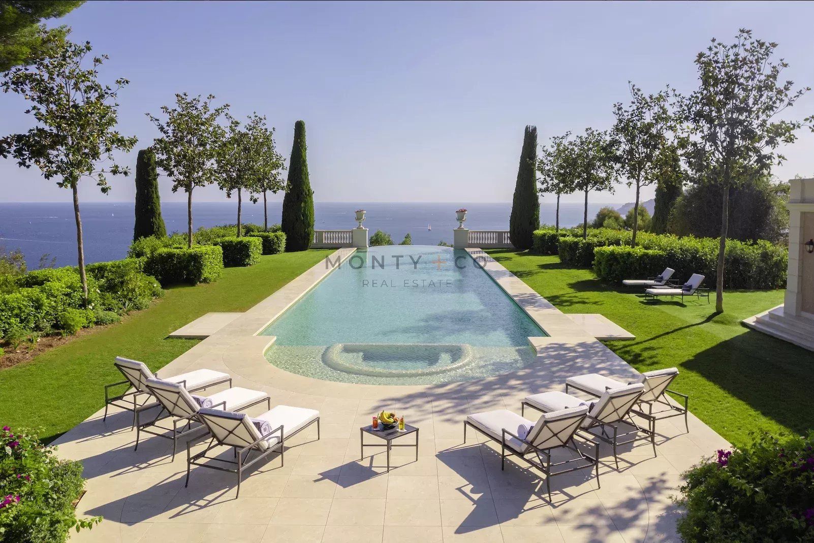 villa en location saisonnière sur Cannes (06400)