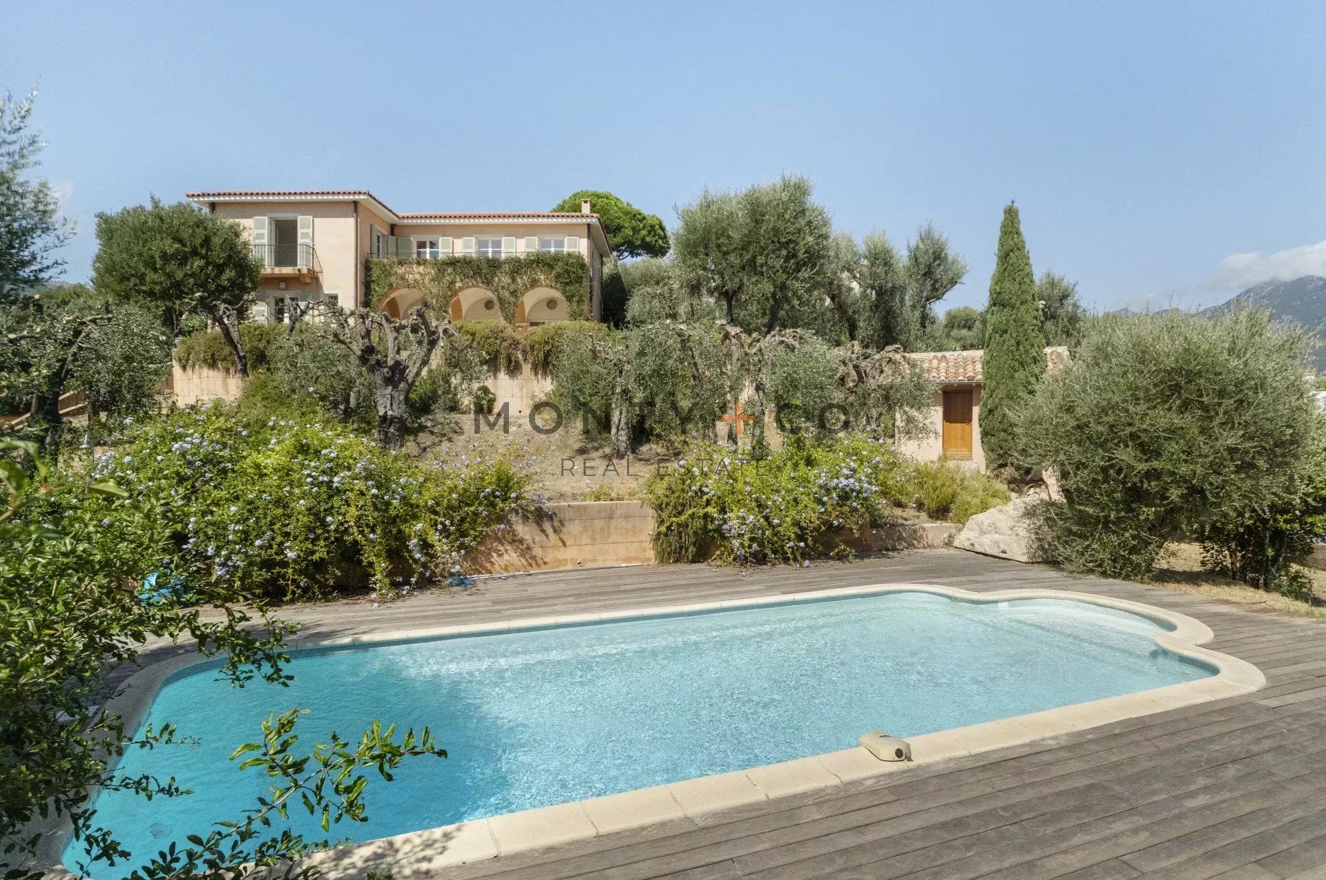 villa en vente sur Menton (06500)