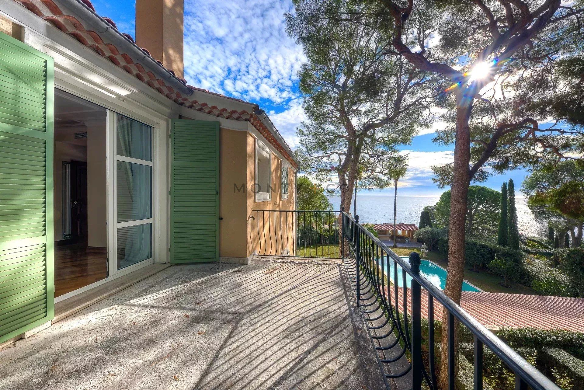 villa for sale on Saint-Jean-Cap-Ferrat (06230)