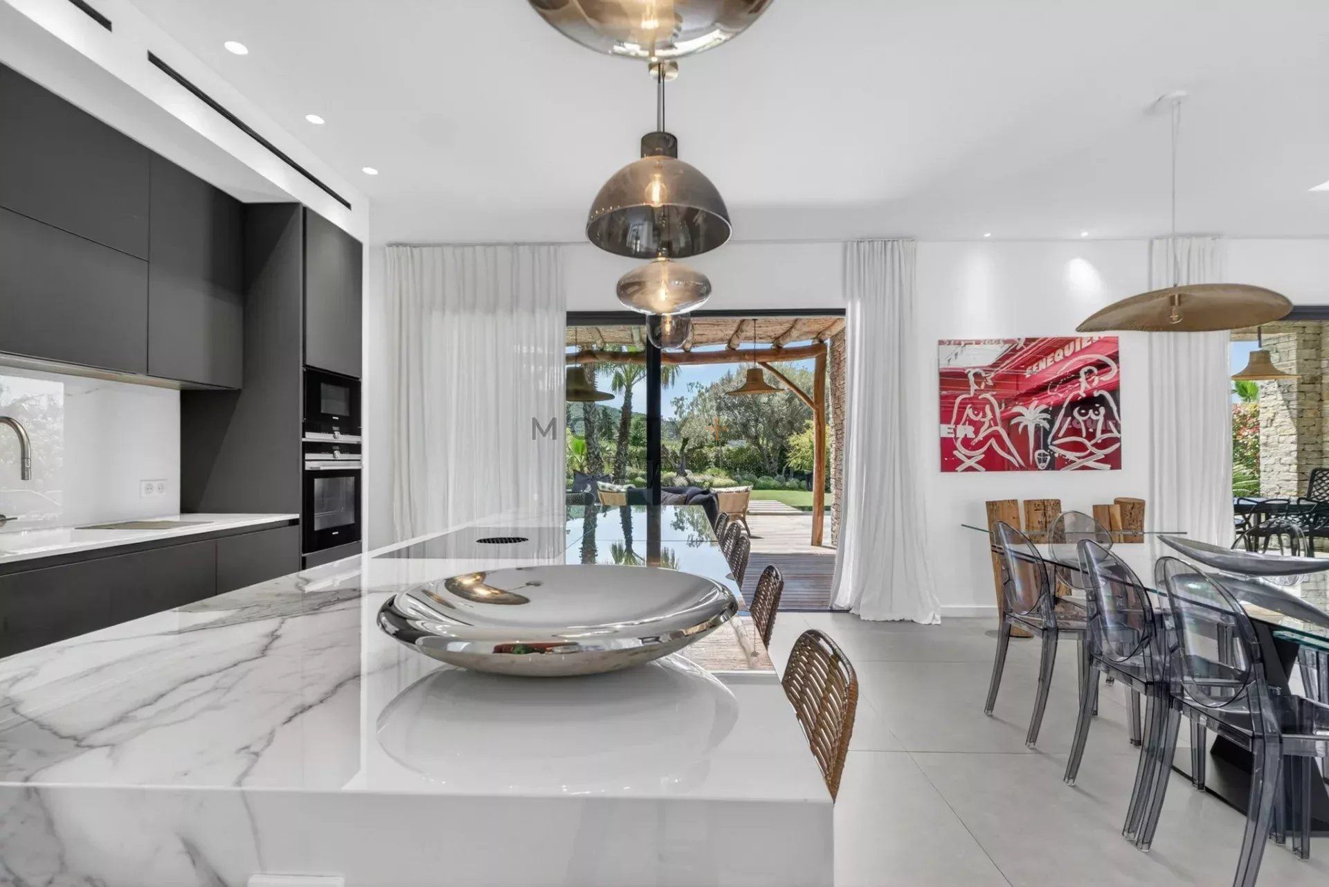 villa for sale on Saint-Tropez (83990)