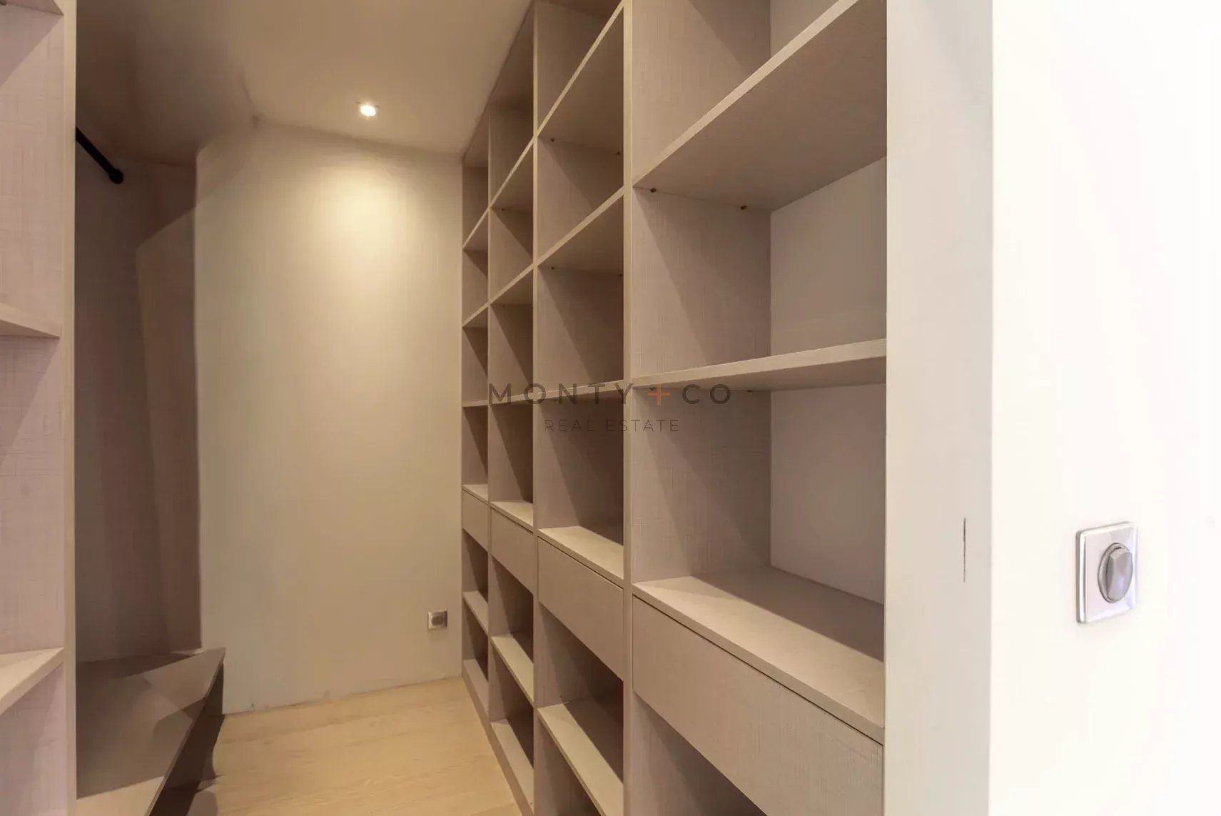 appartement 4 Pièces en vente sur Roquebrune-Cap-Martin (06190)