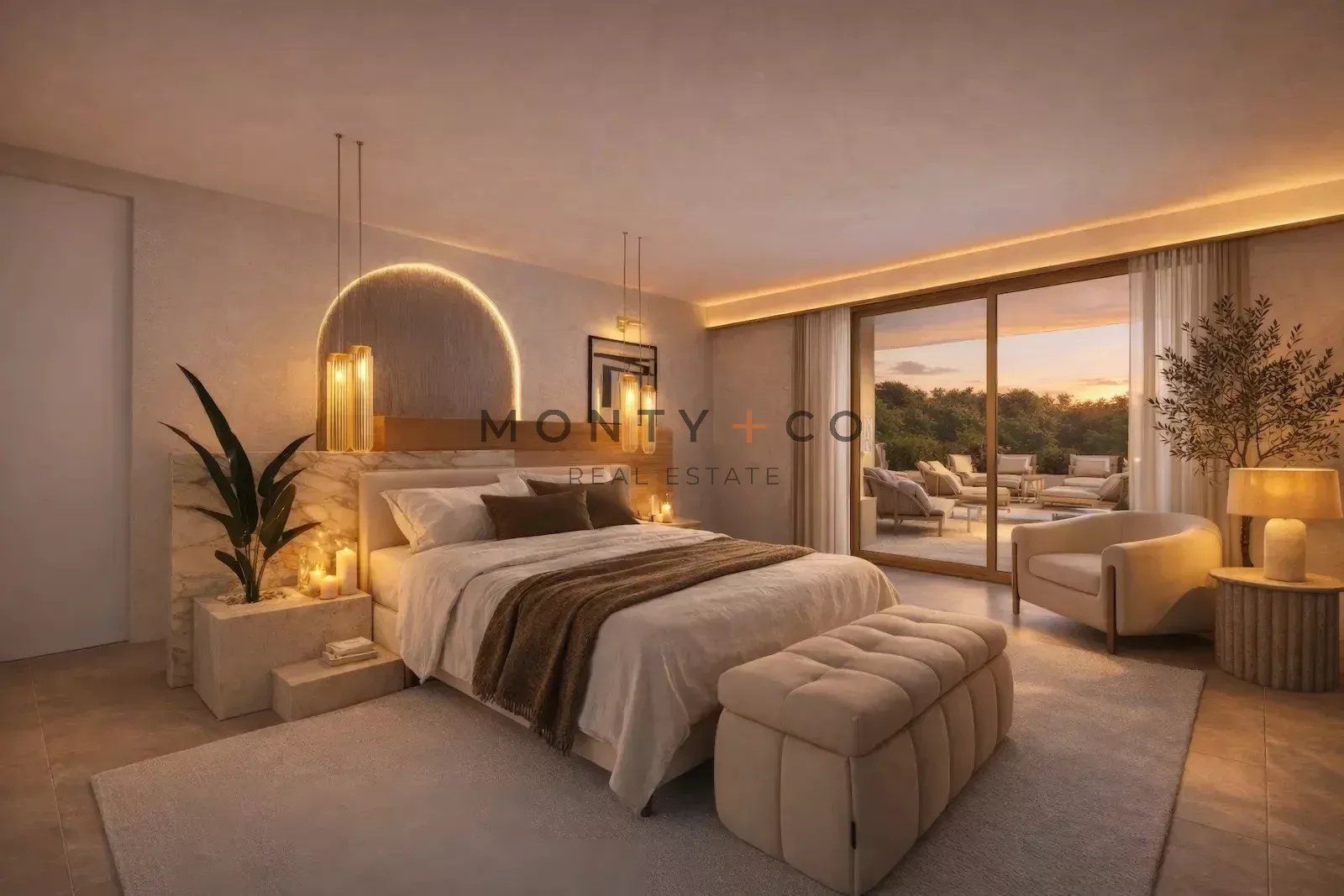 apartment 5 Rooms for sale on Saint-Tropez (83990)