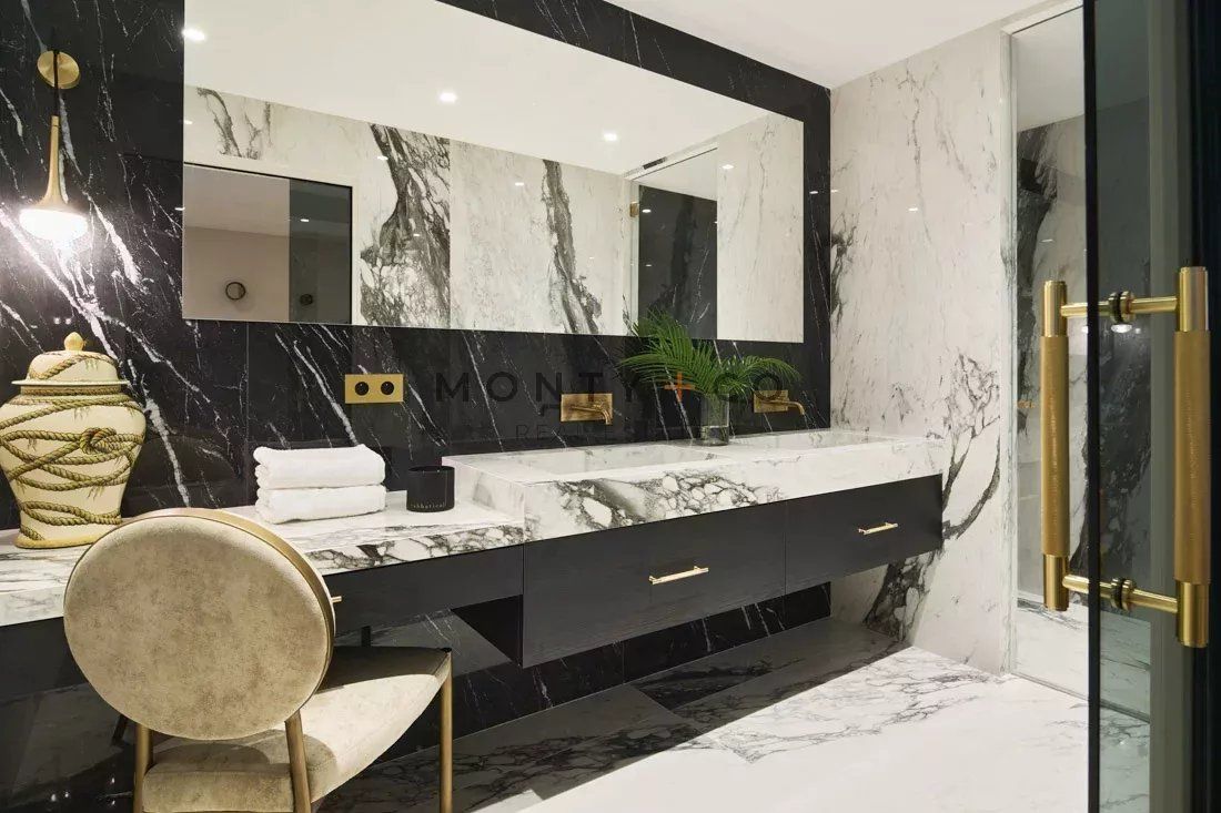 villa for sale on Antibes (06160)