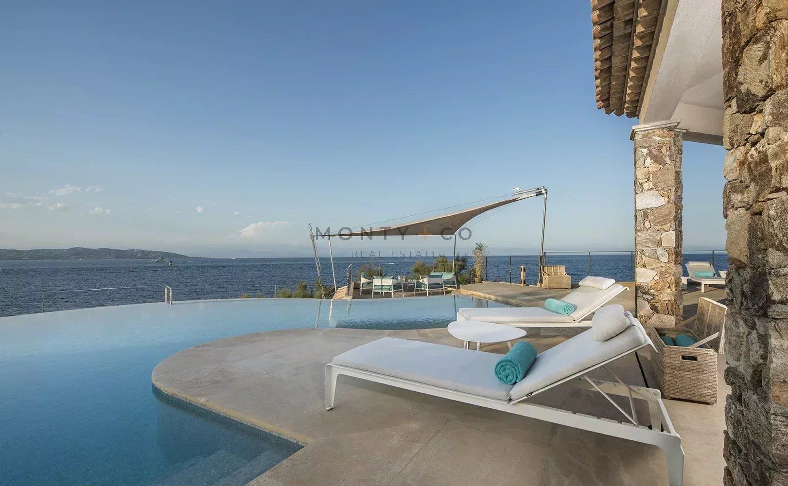 villa en location saisonnière sur Saint-Tropez (83990)