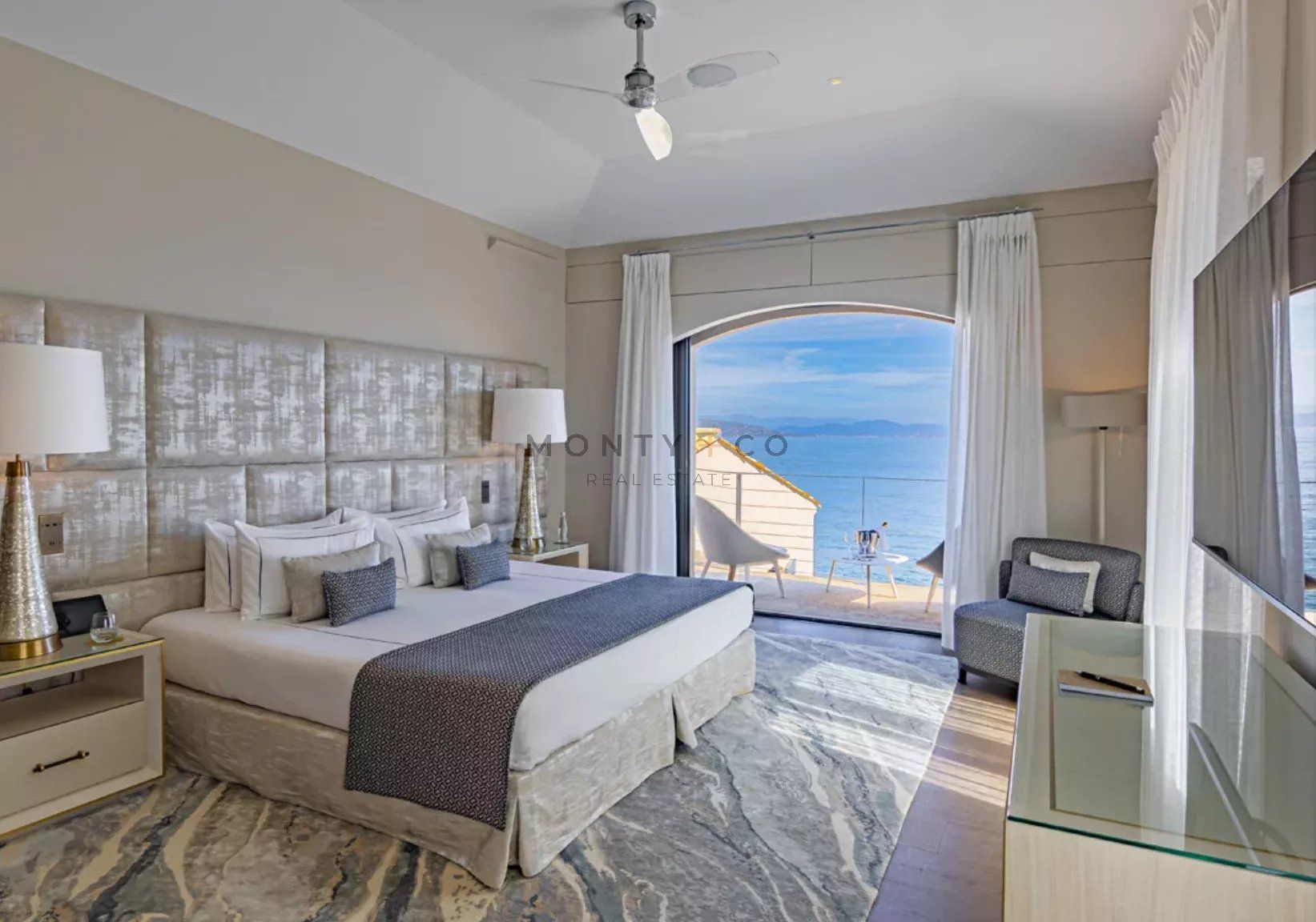 villa en location saisonnière sur Saint-Tropez (83990)