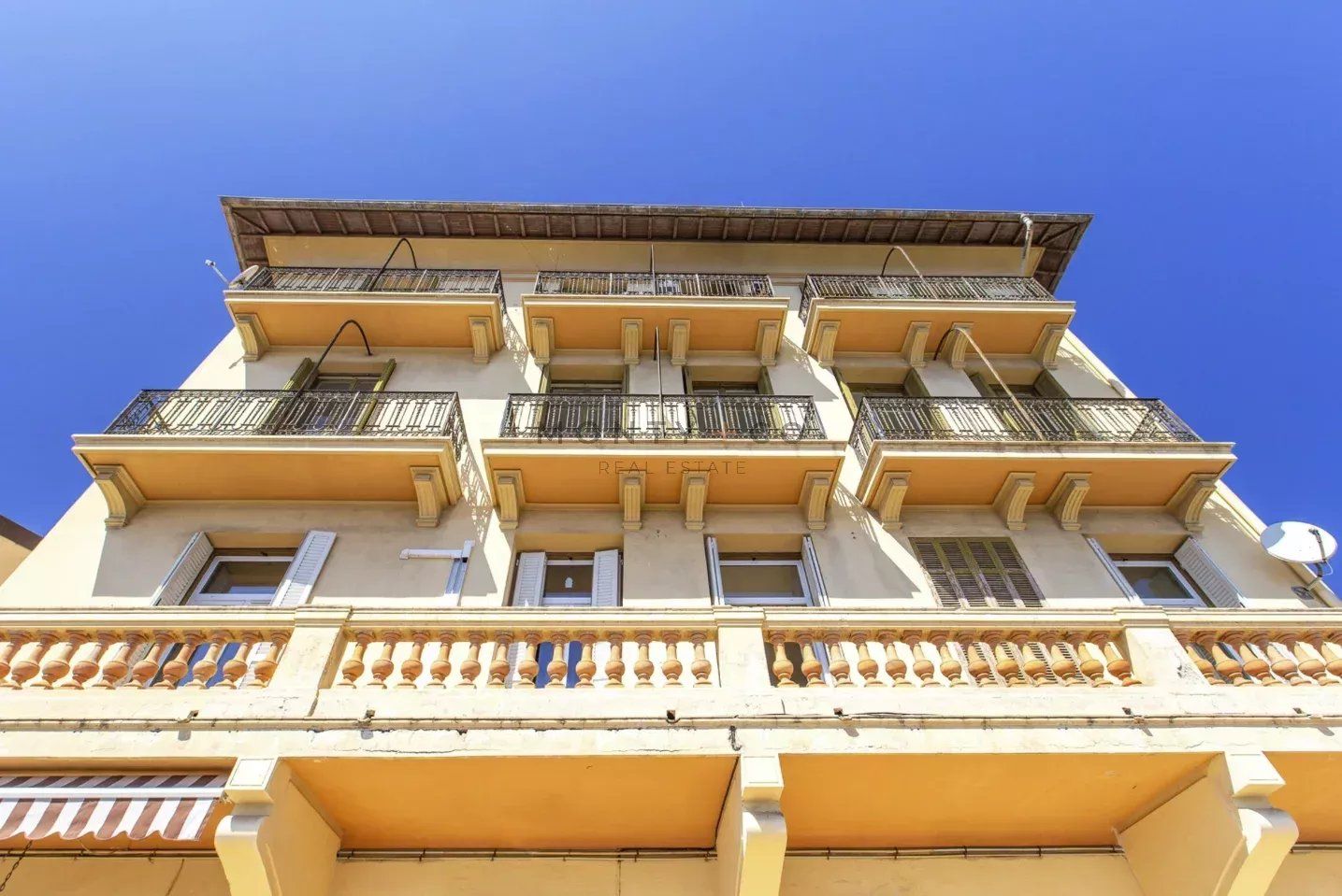 villa for sale on Roquebrune-Cap-Martin (06190)