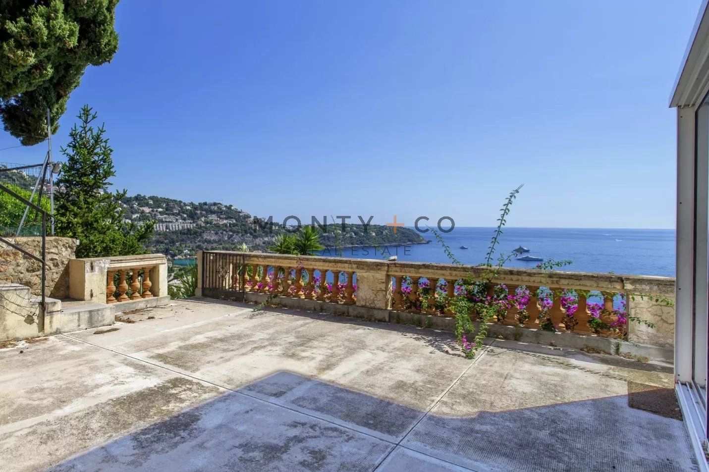 villa for sale on Roquebrune-Cap-Martin (06190)