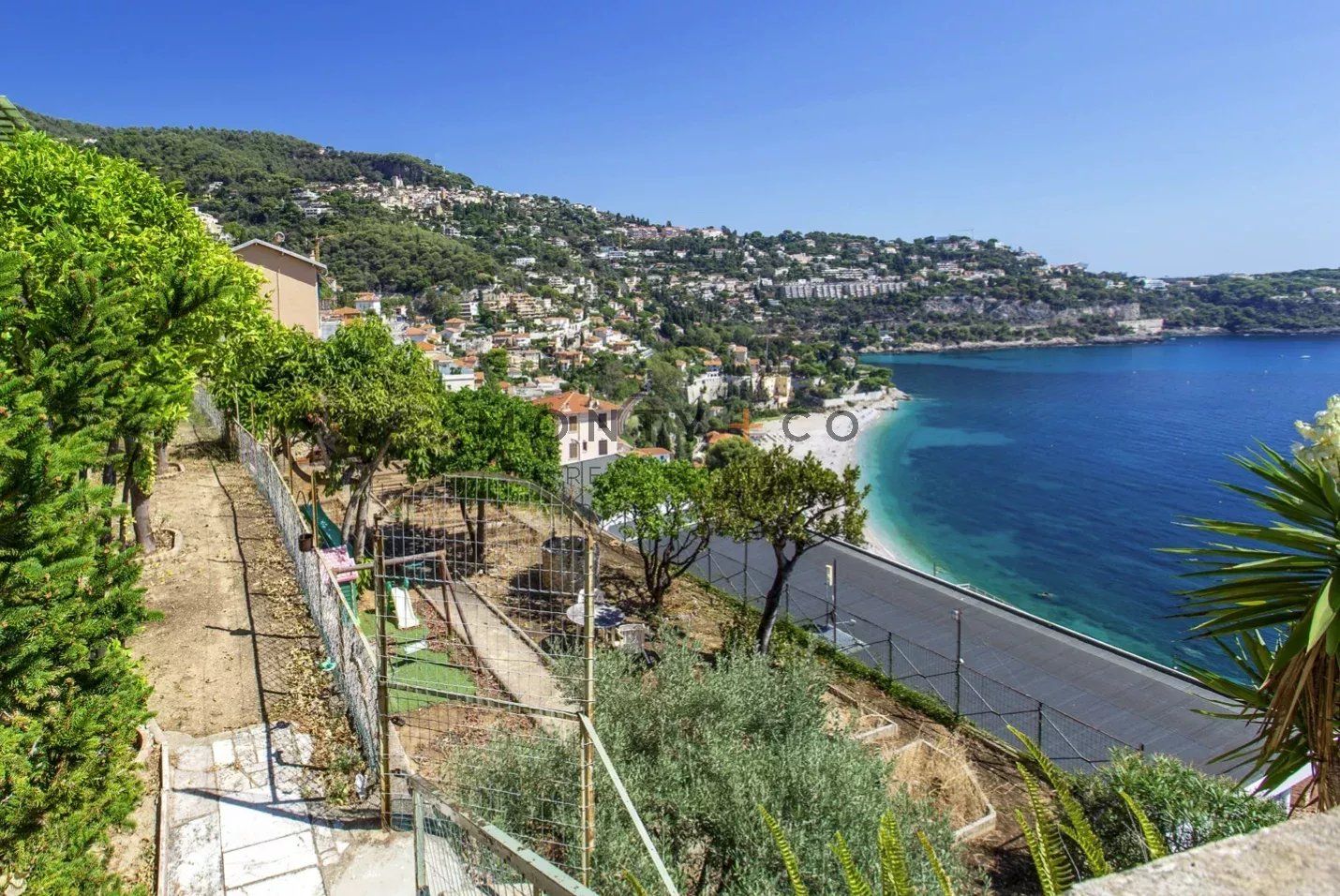 villa for sale on Roquebrune-Cap-Martin (06190)