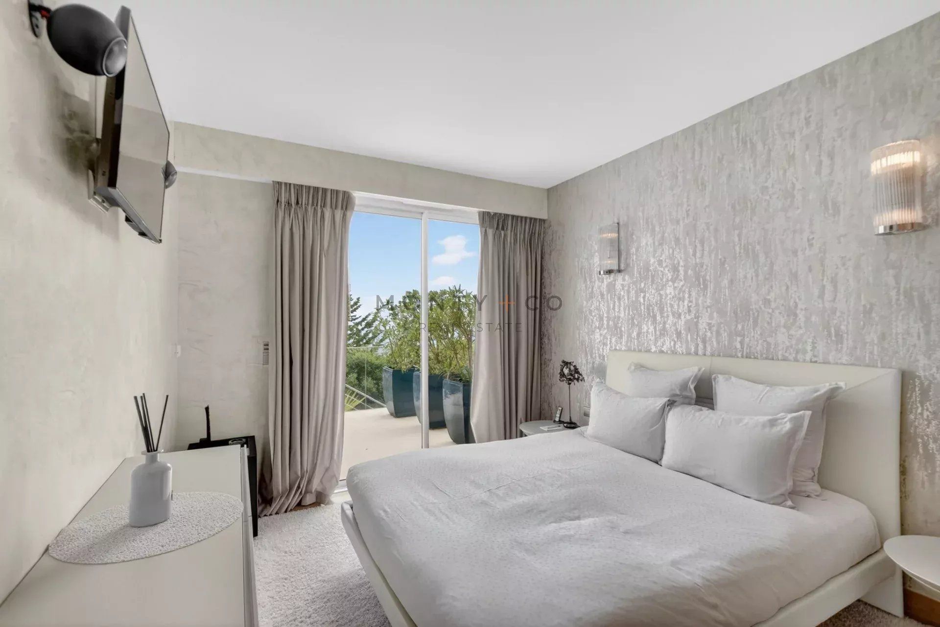 villa en location saisonnière sur Saint-Jean-Cap-Ferrat (06230)