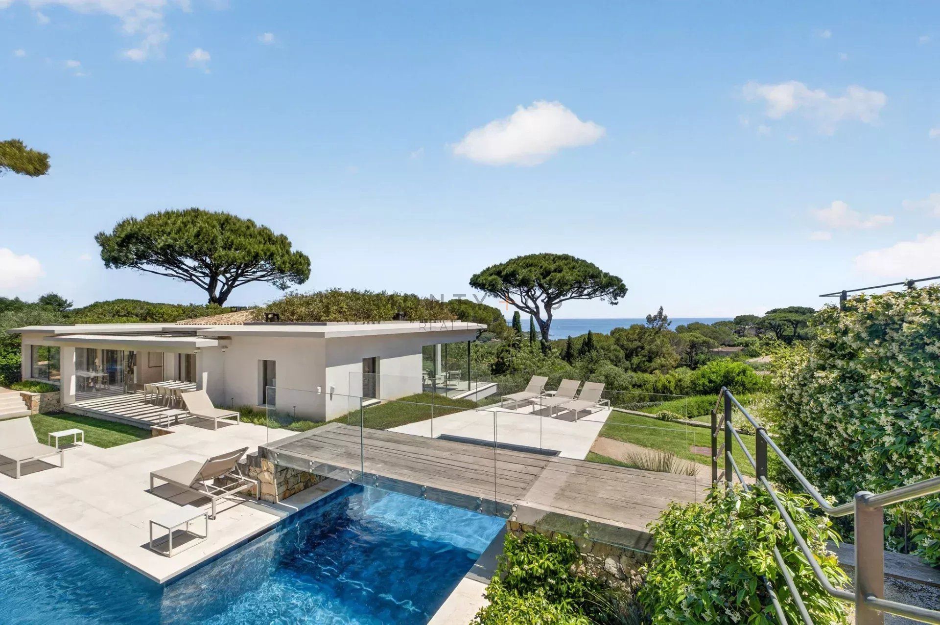 maison en location saisonnière sur Saint-Tropez (83990)