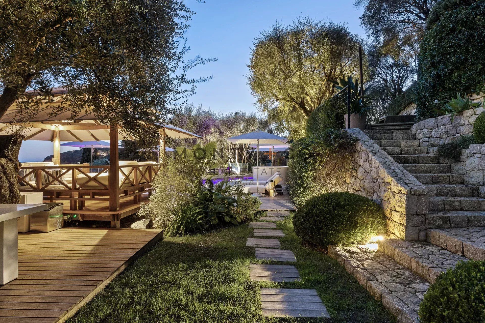 villa for seasonal rent on Saint-Jean-Cap-Ferrat (06230)