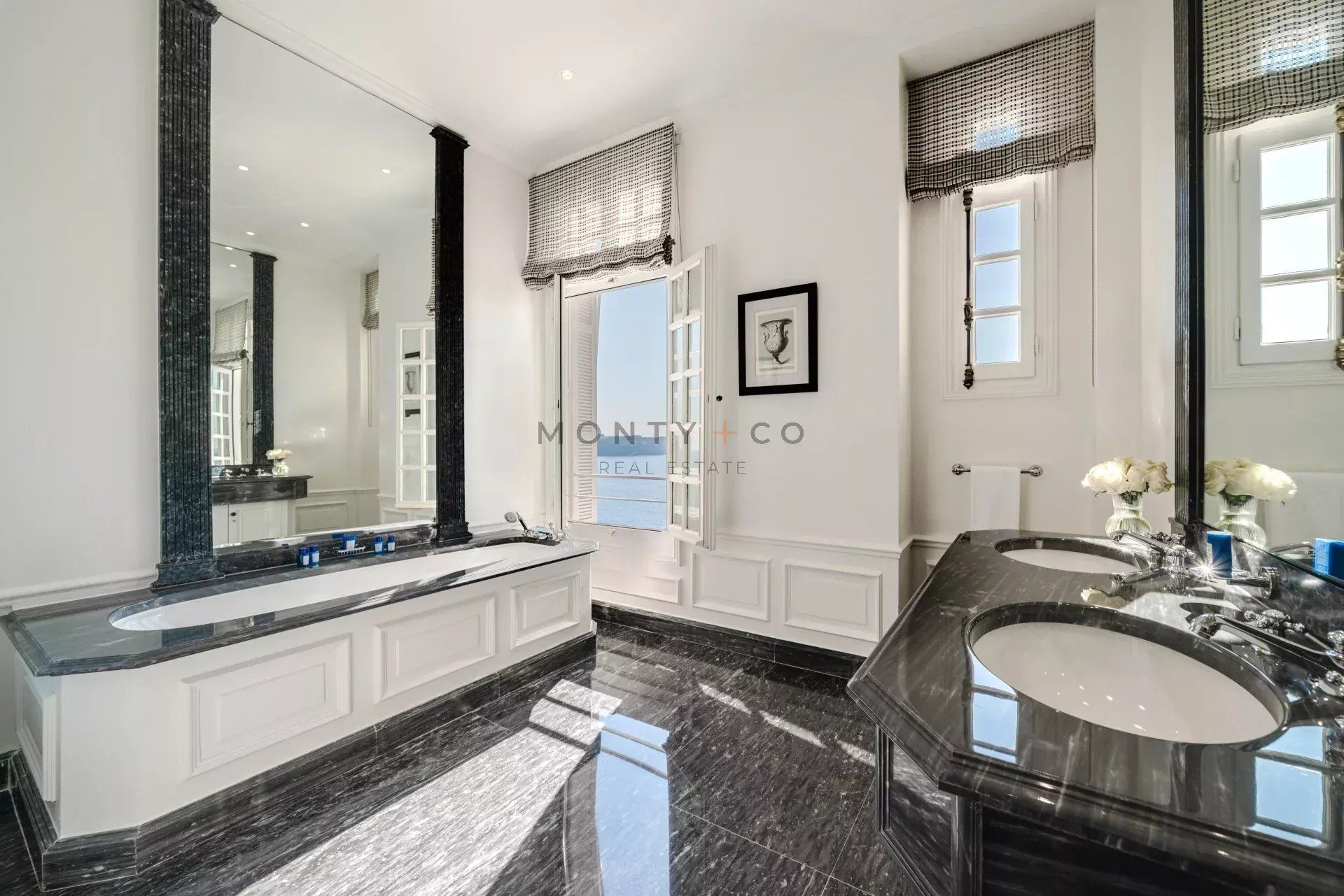 villa en location saisonnière sur Roquebrune-Cap-Martin (06190)