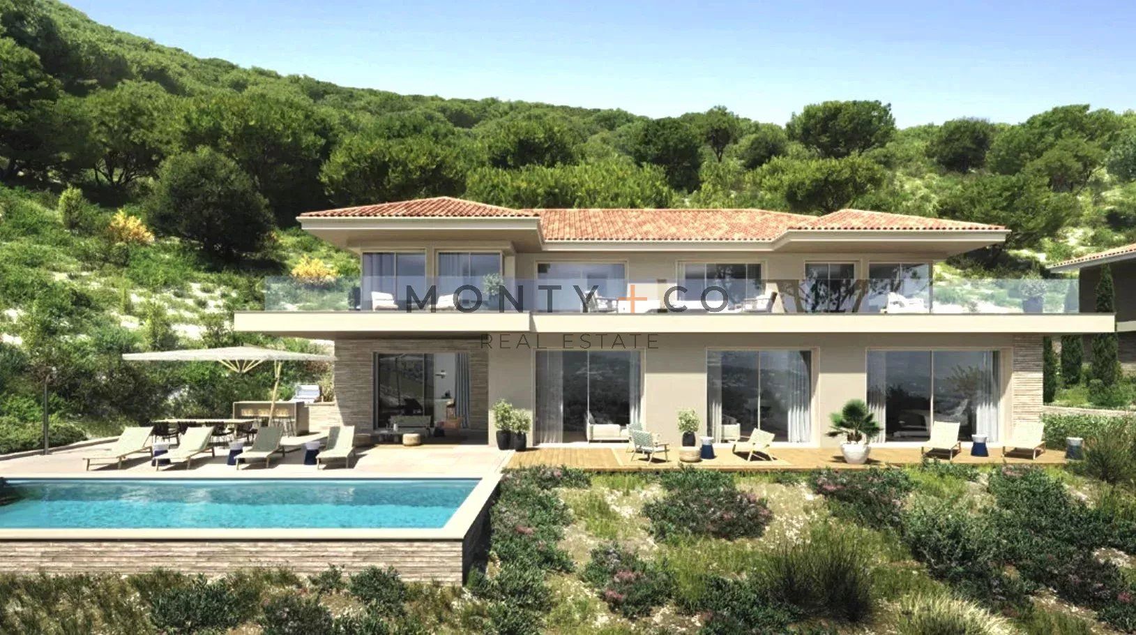 villa 6 Rooms for sale on Grimaud (83310)