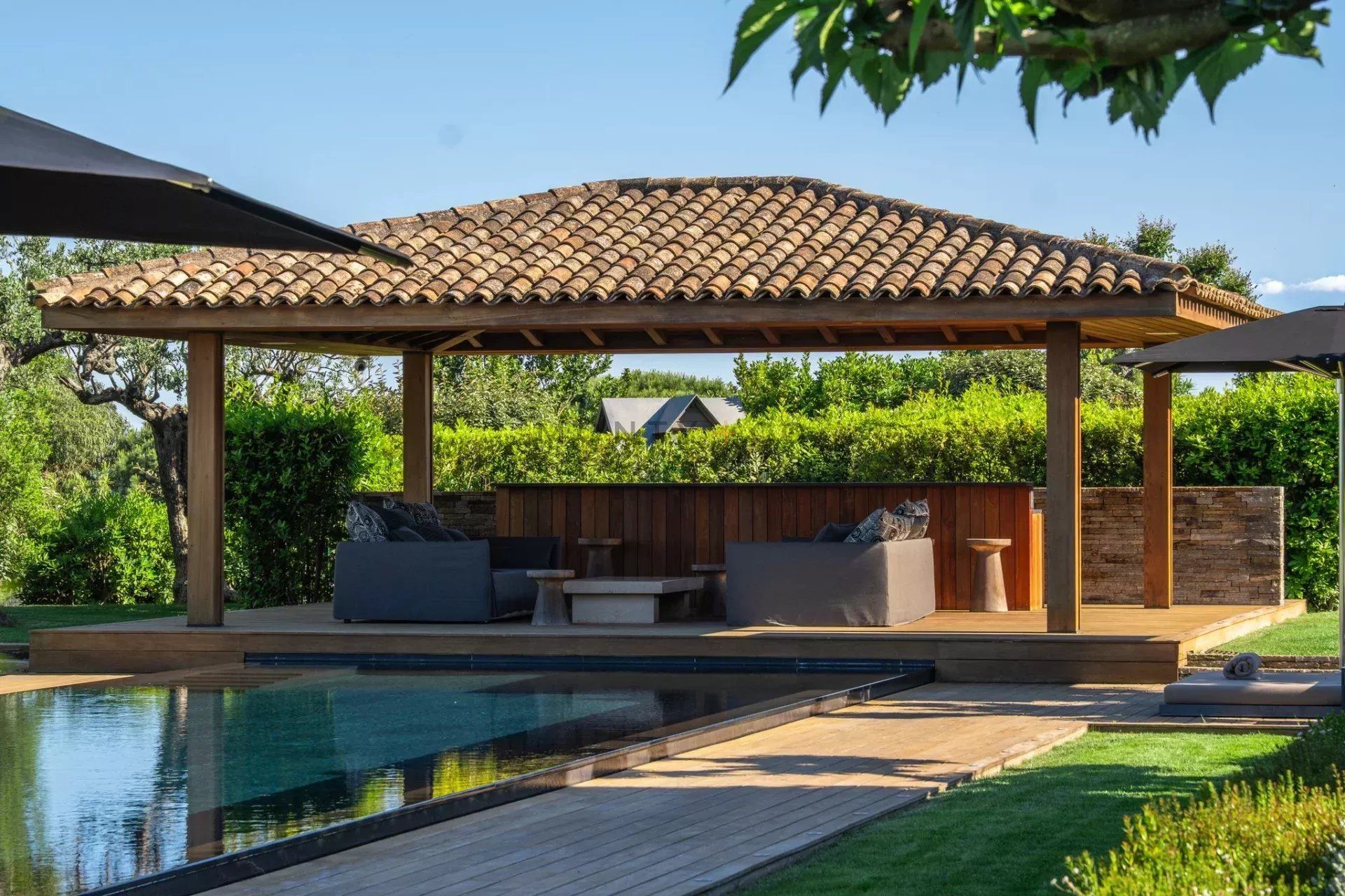 villa en location saisonnière sur Saint-Tropez (83990)
