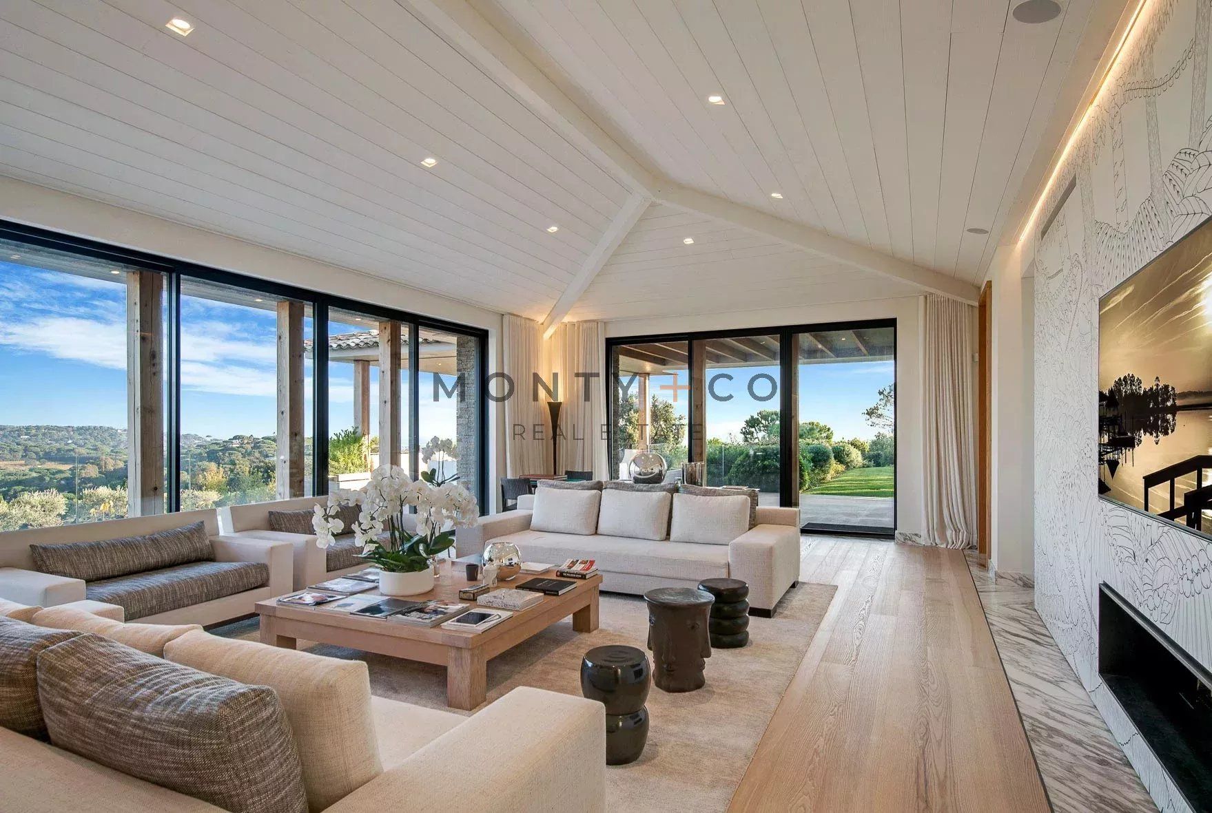 villa for seasonal rent on Saint-Tropez (83990)