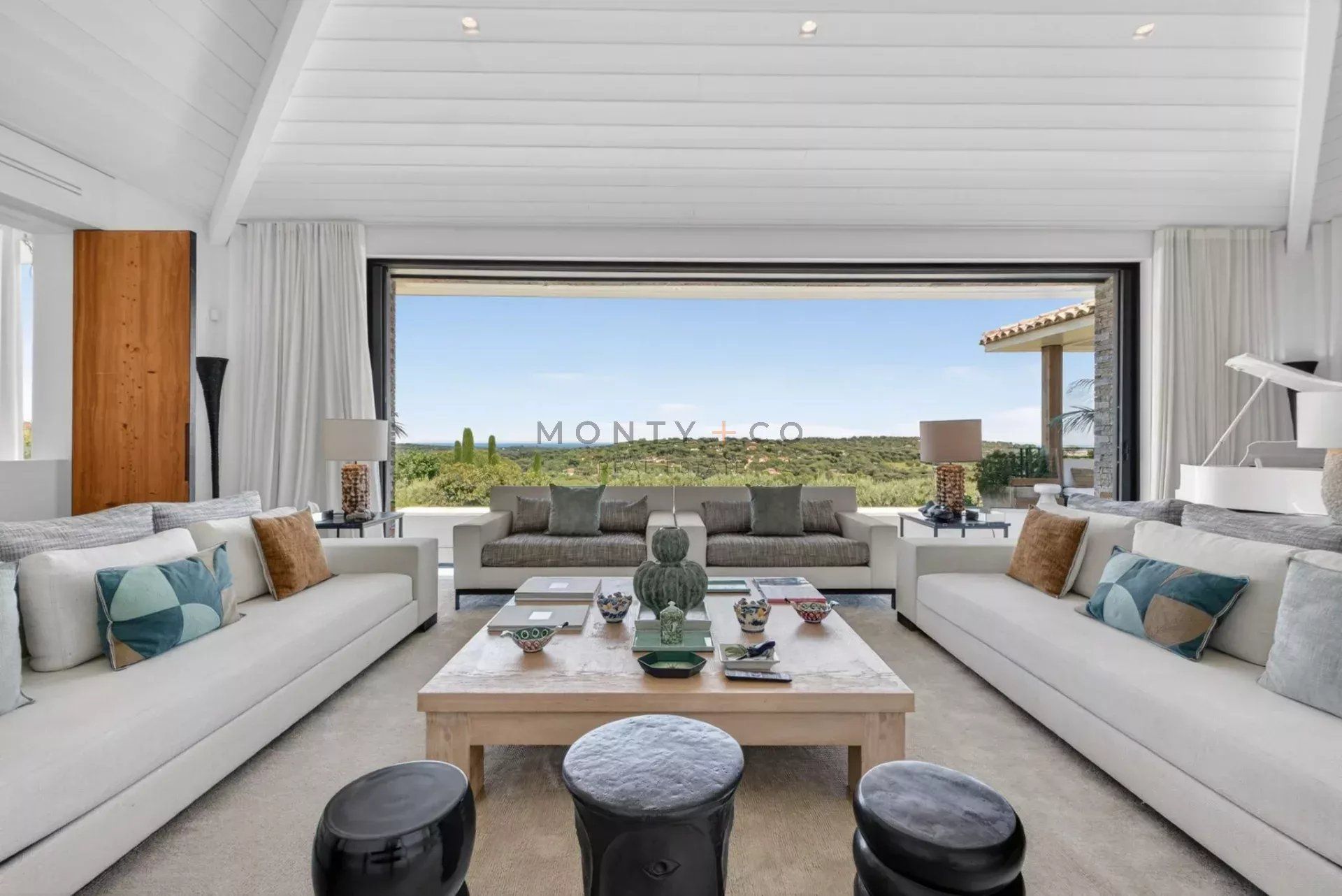 villa en location saisonnière sur Saint-Tropez (83990)