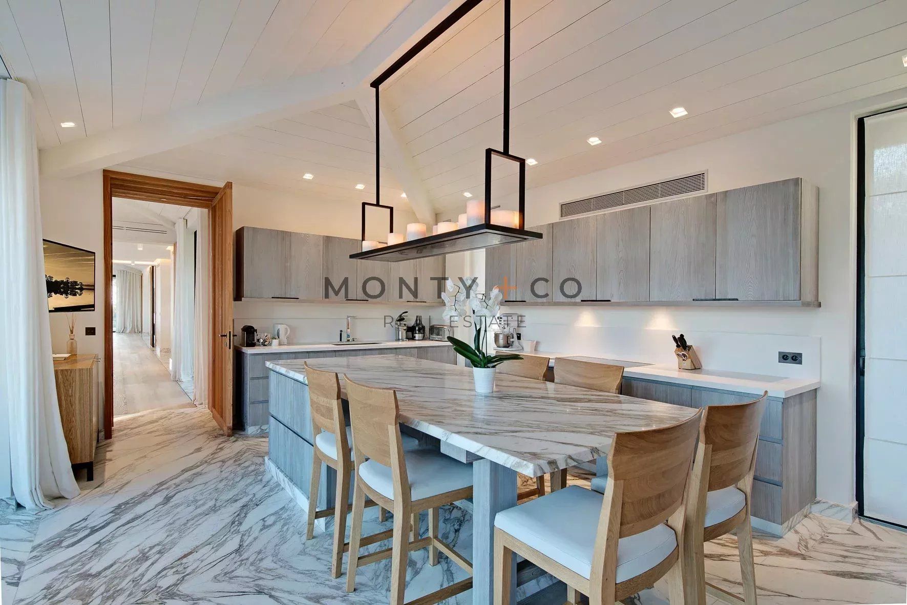 villa for seasonal rent on Saint-Tropez (83990)