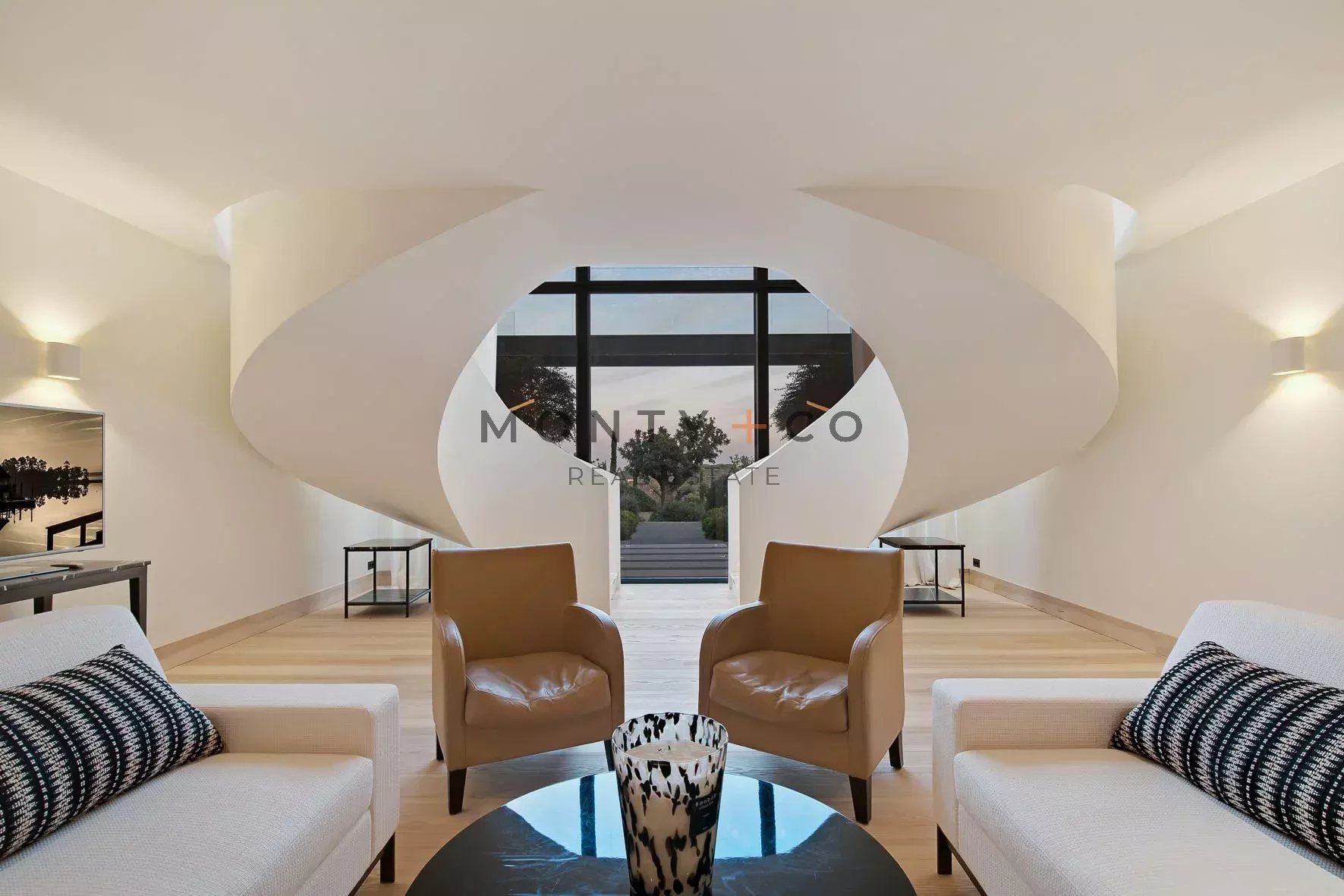 villa for seasonal rent on Saint-Tropez (83990)