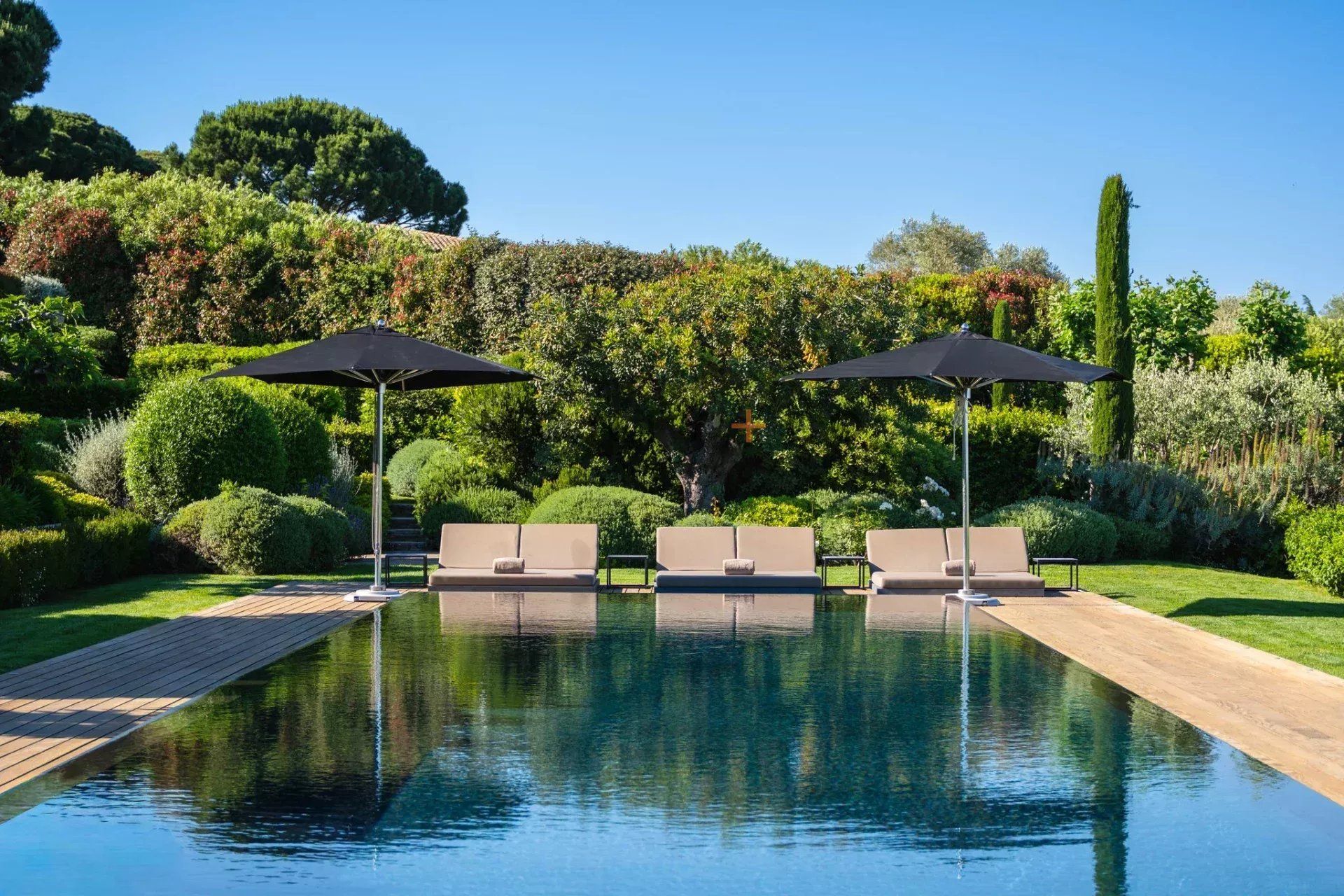 villa for seasonal rent on Saint-Tropez (83990)
