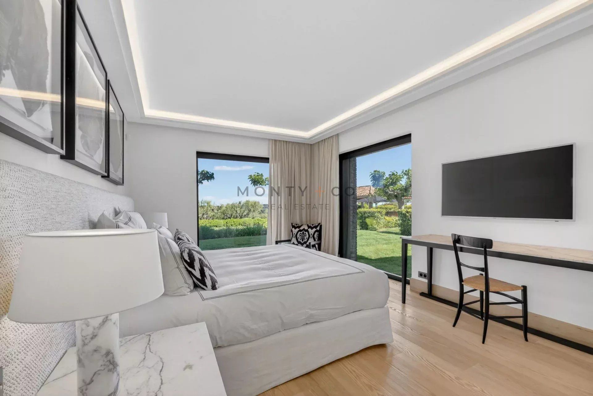 villa en location saisonnière sur Saint-Tropez (83990)