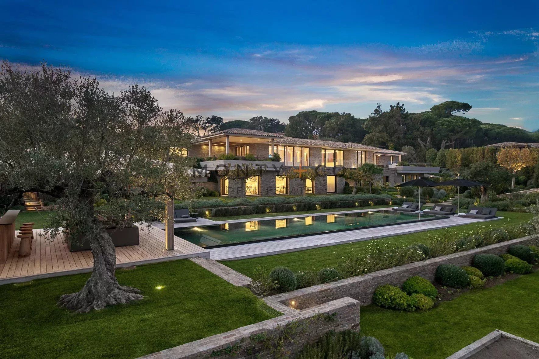 villa for seasonal rent on Saint-Tropez (83990)