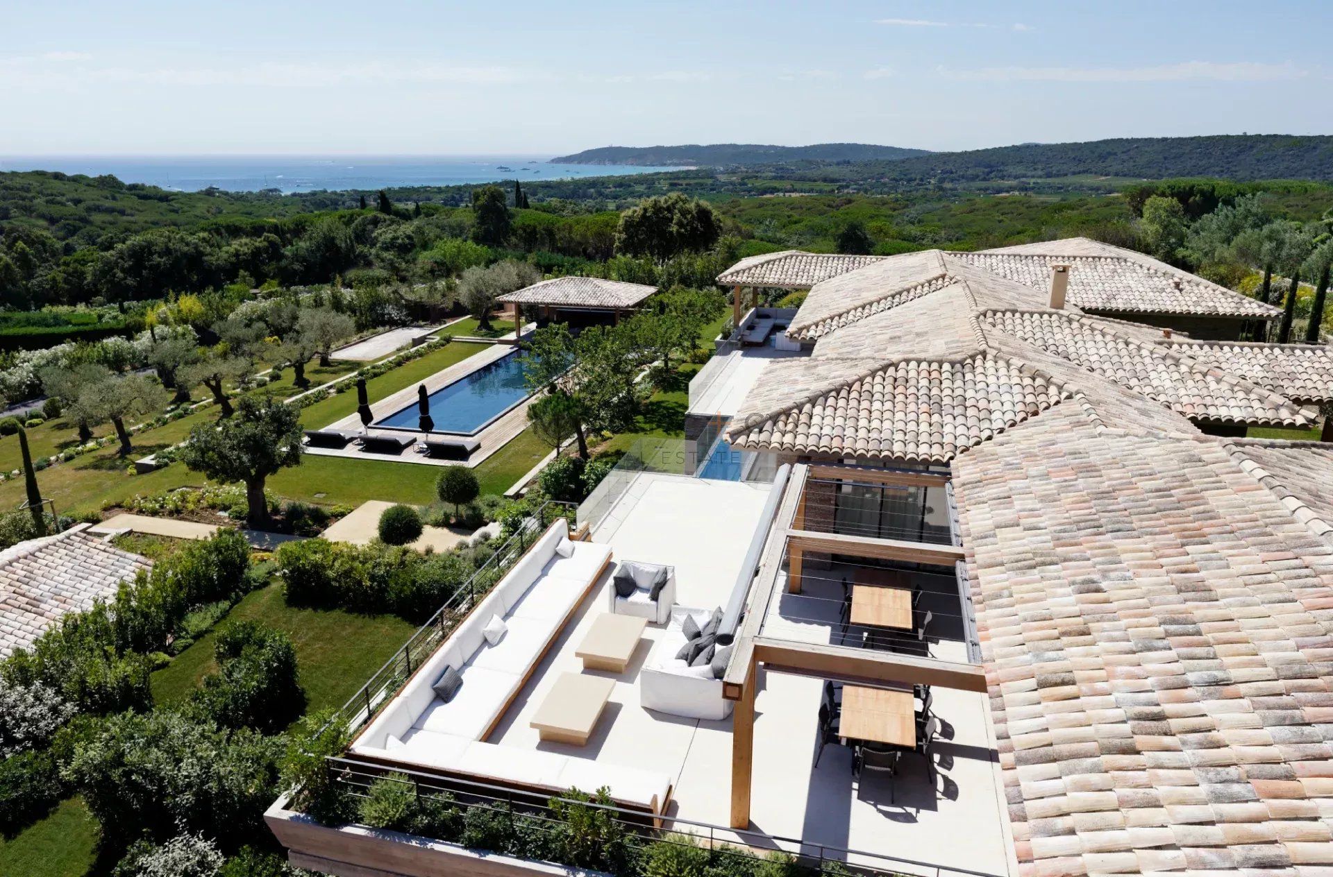 villa en location saisonnière sur Saint-Tropez (83990)