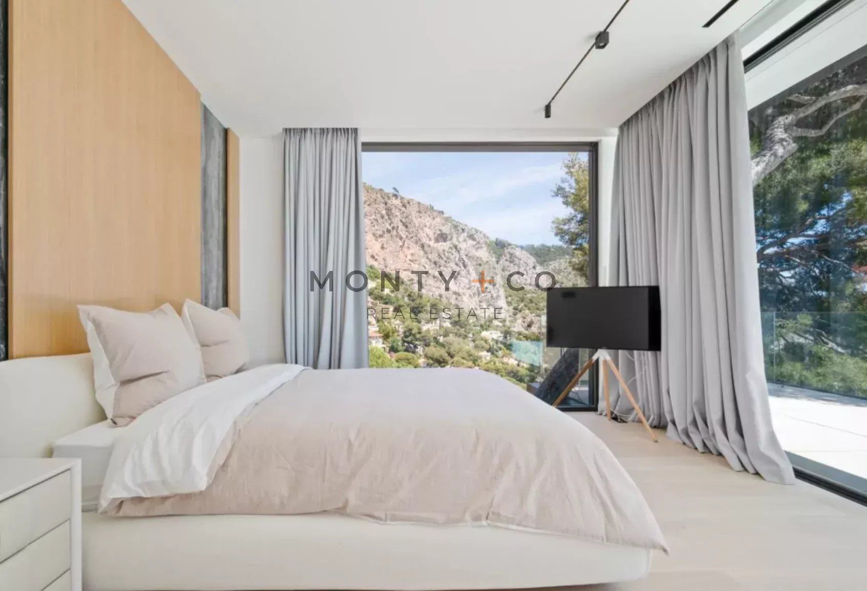 villa en vente sur Èze (06360)