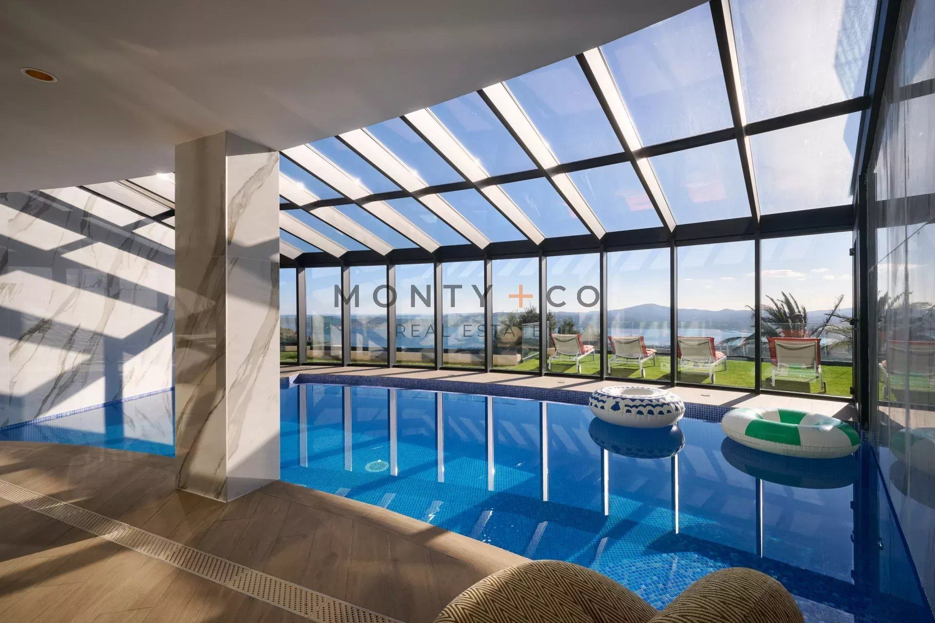villa en location saisonnière sur Grimaud (83310)