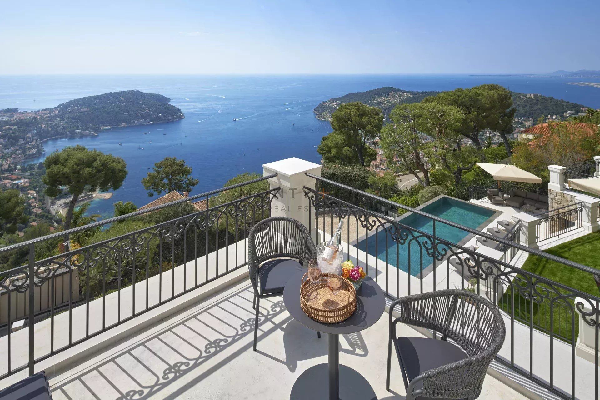 villa en location saisonnière sur Villefranche-sur-Mer (06230)