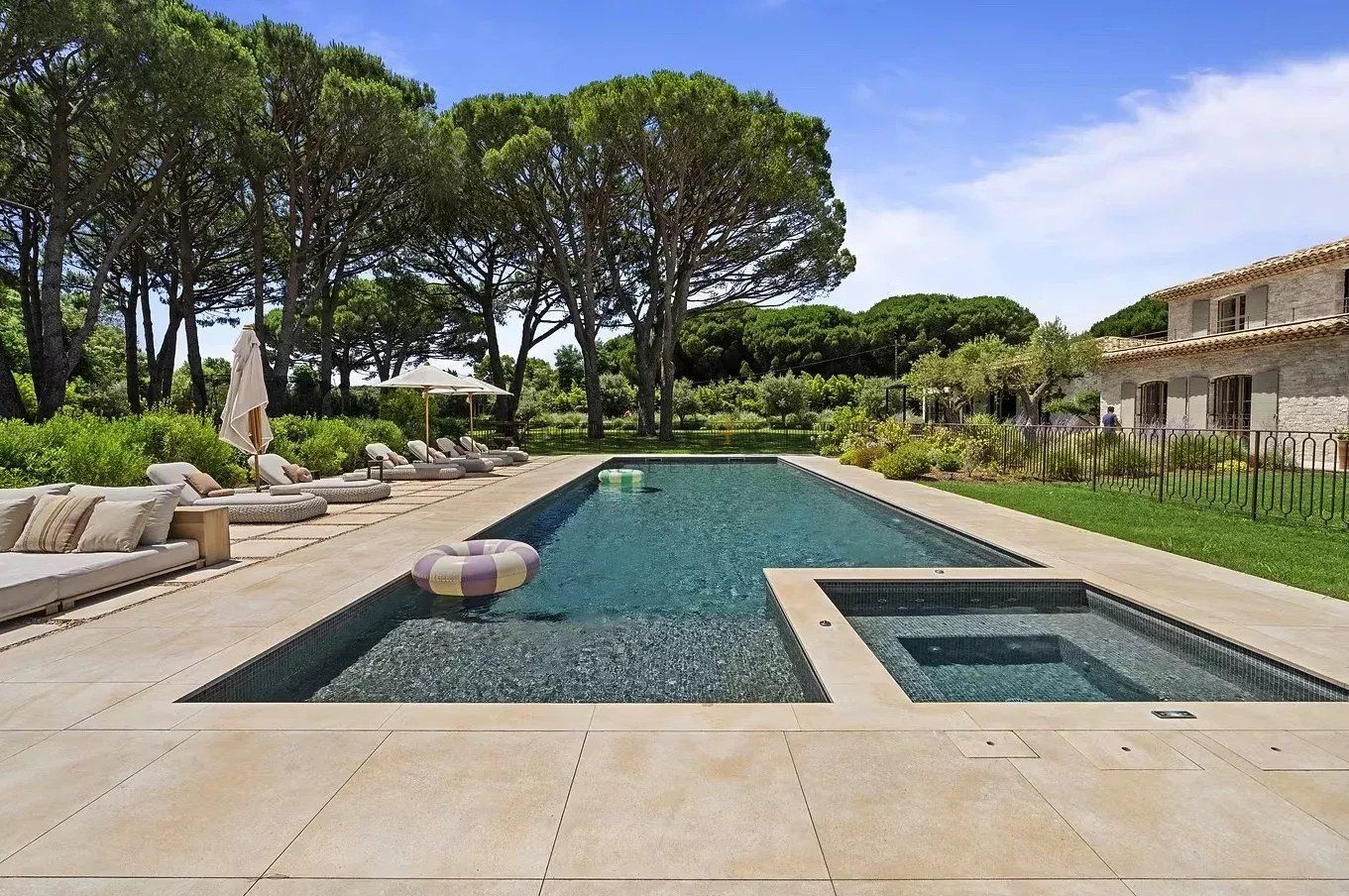 villa en location saisonnière sur Ramatuelle (83350)