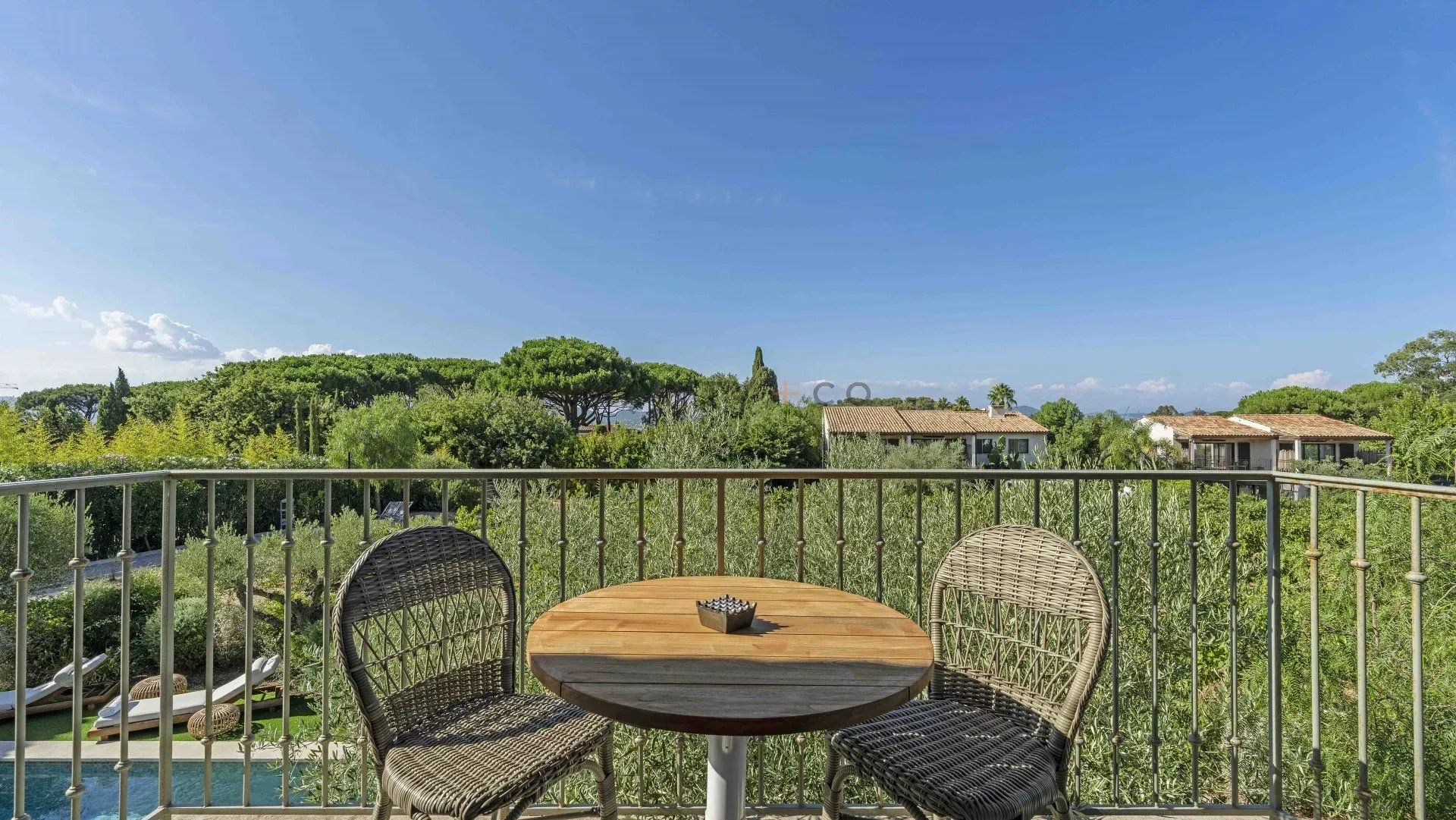 villa en location saisonnière sur Saint-Tropez (83990)