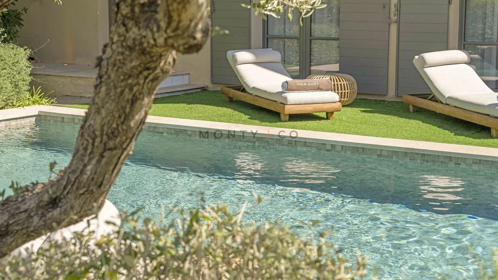 villa en location saisonnière sur Saint-Tropez (83990)
