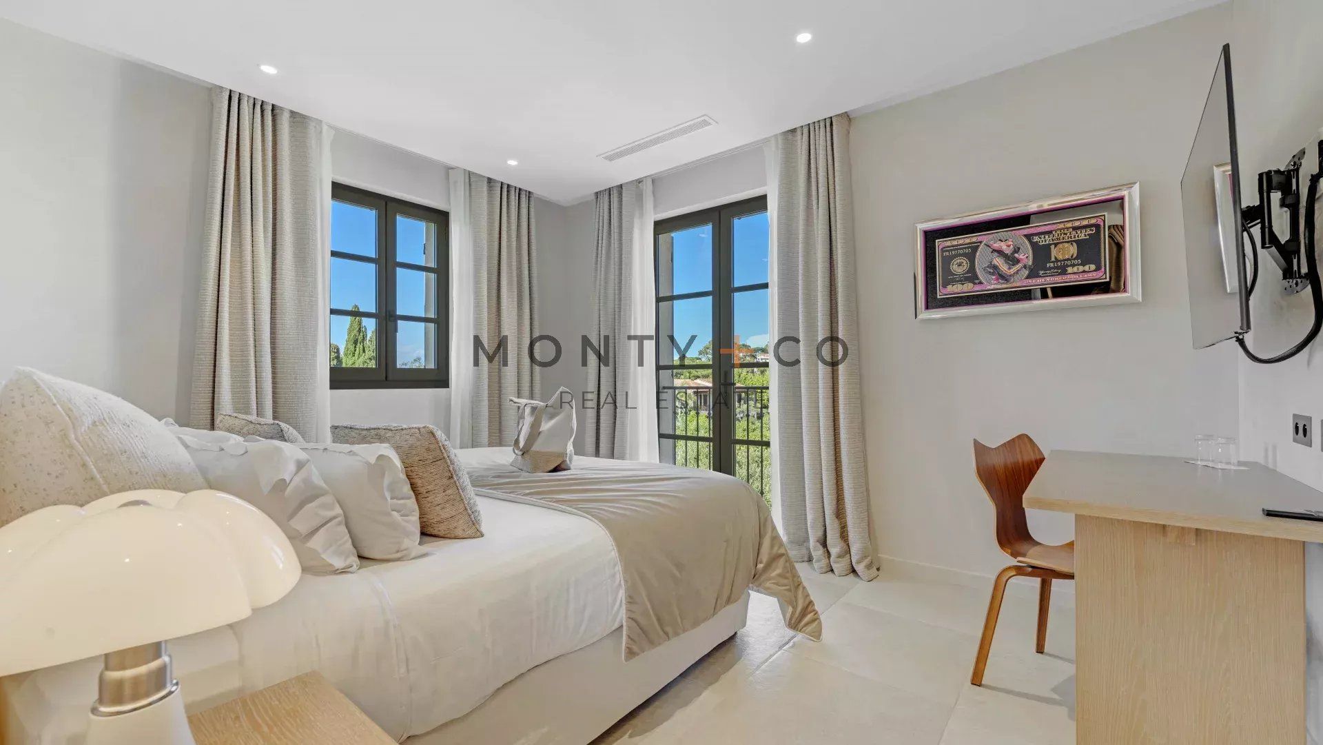 villa en location saisonnière sur Saint-Tropez (83990)
