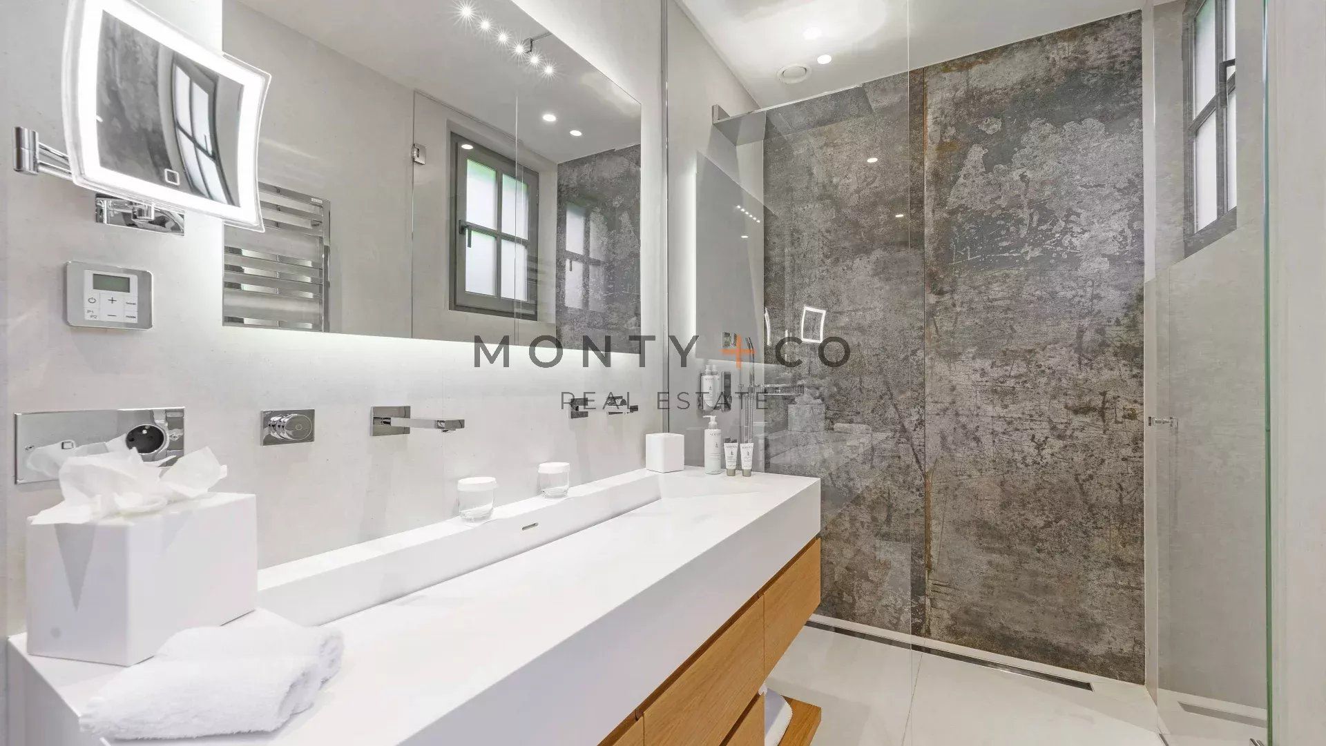 villa en location saisonnière sur Saint-Tropez (83990)