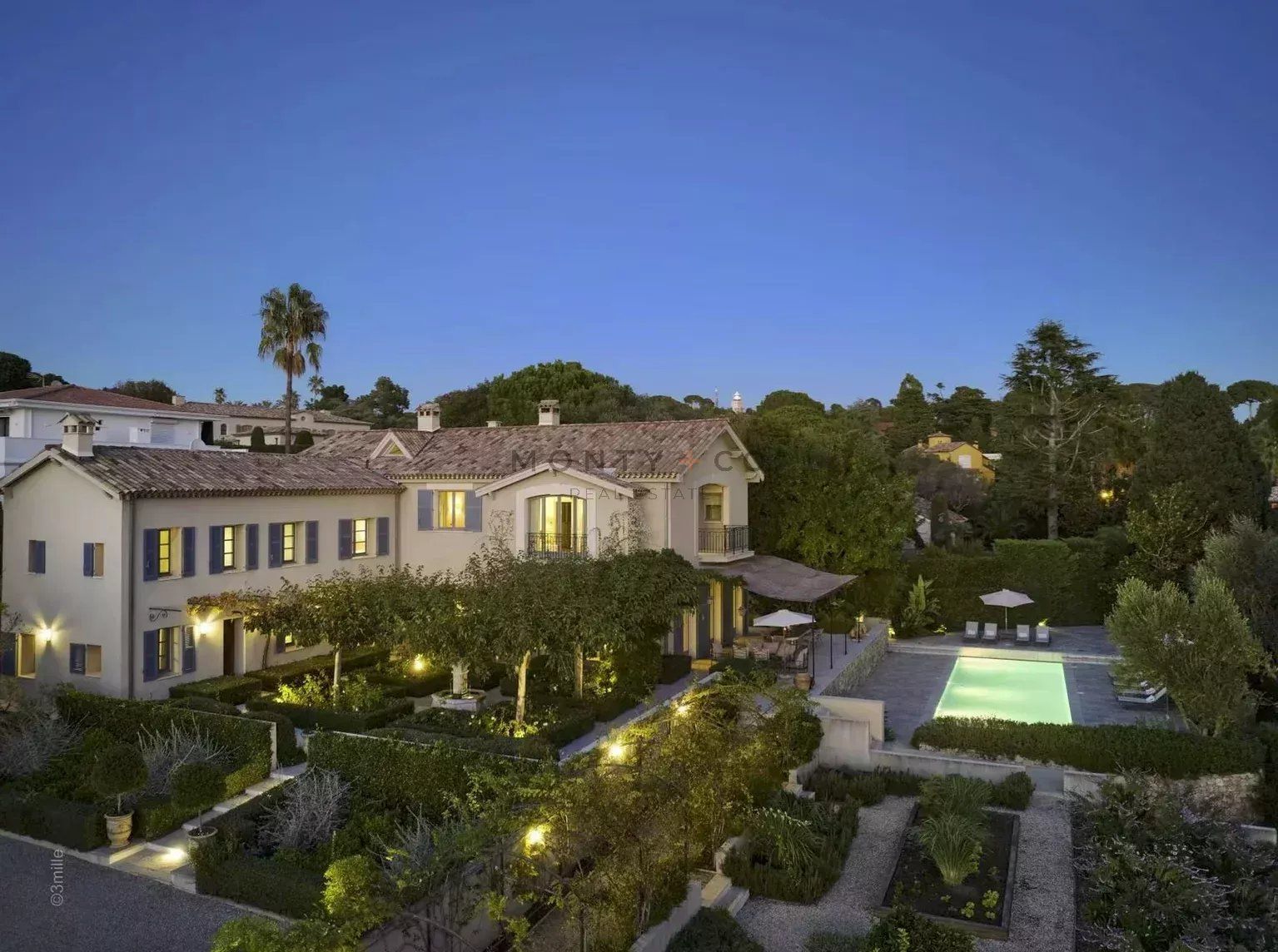 villa en vente sur Antibes (06160)