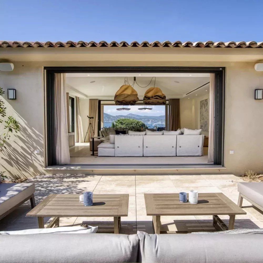 villa en location saisonnière sur Gassin (83580)
